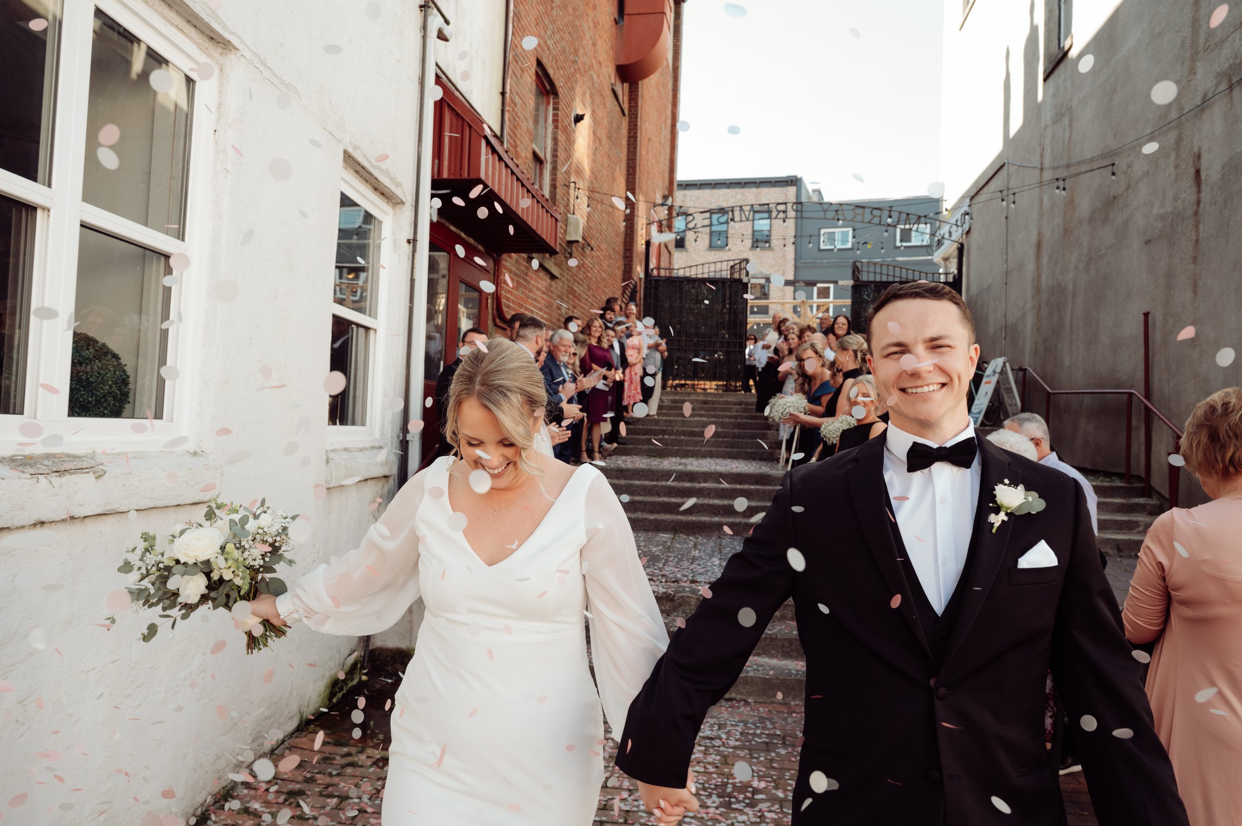 G & B Sneak Peeks | R Pardy Photography-54.jpg