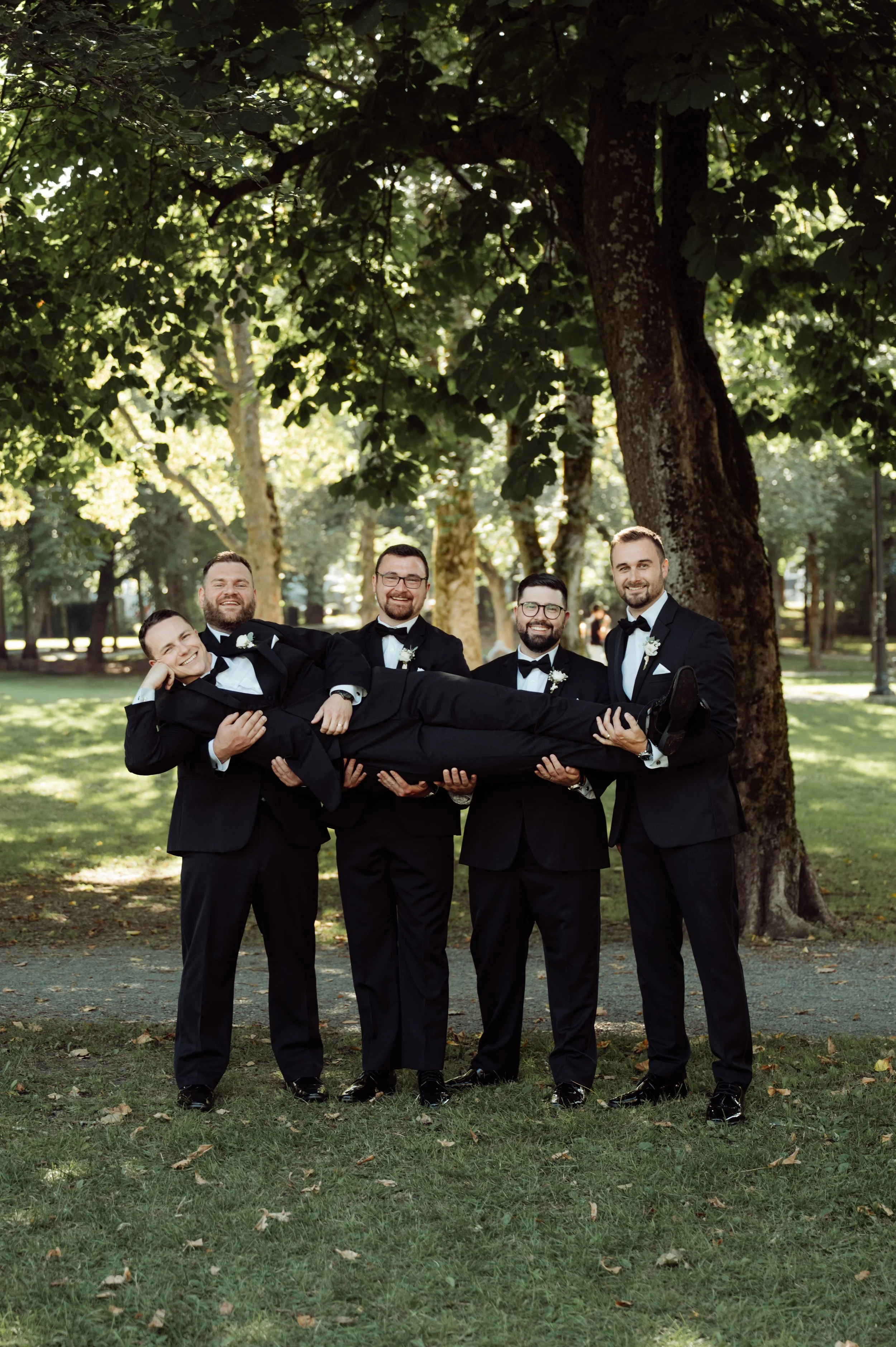 G & B Sneak Peeks | R Pardy Photography-64.jpg