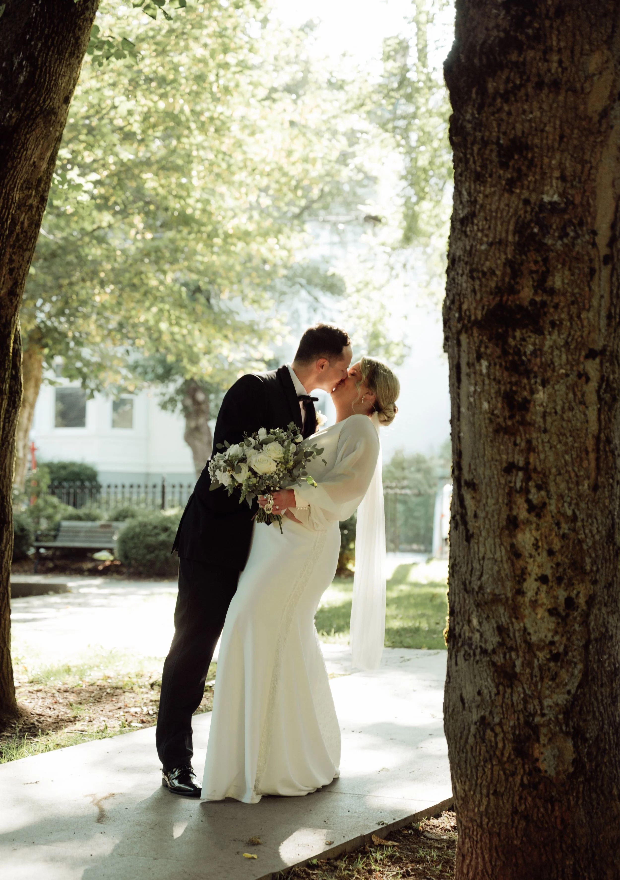 G & B Sneak Peeks | R Pardy Photography-74.jpg