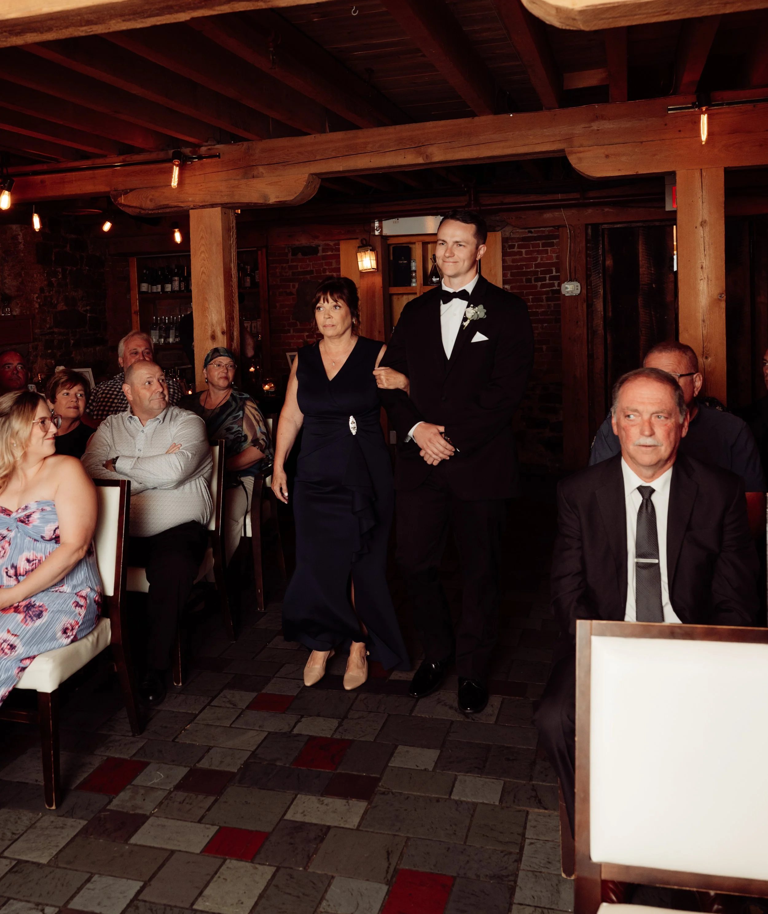 G & B Sneak Peeks | R Pardy Photography-25.jpg