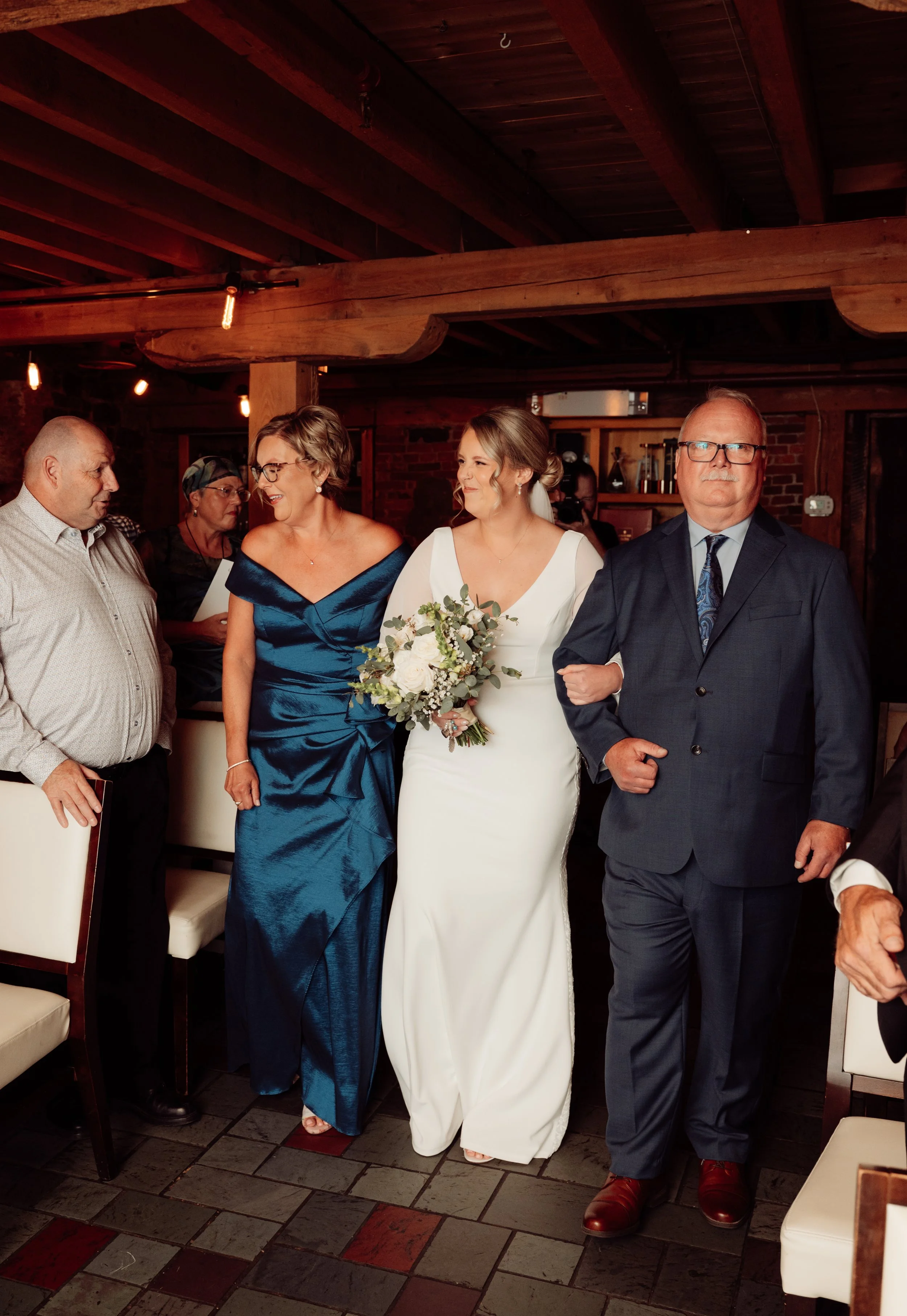 G & B Sneak Peeks | R Pardy Photography-28.jpg