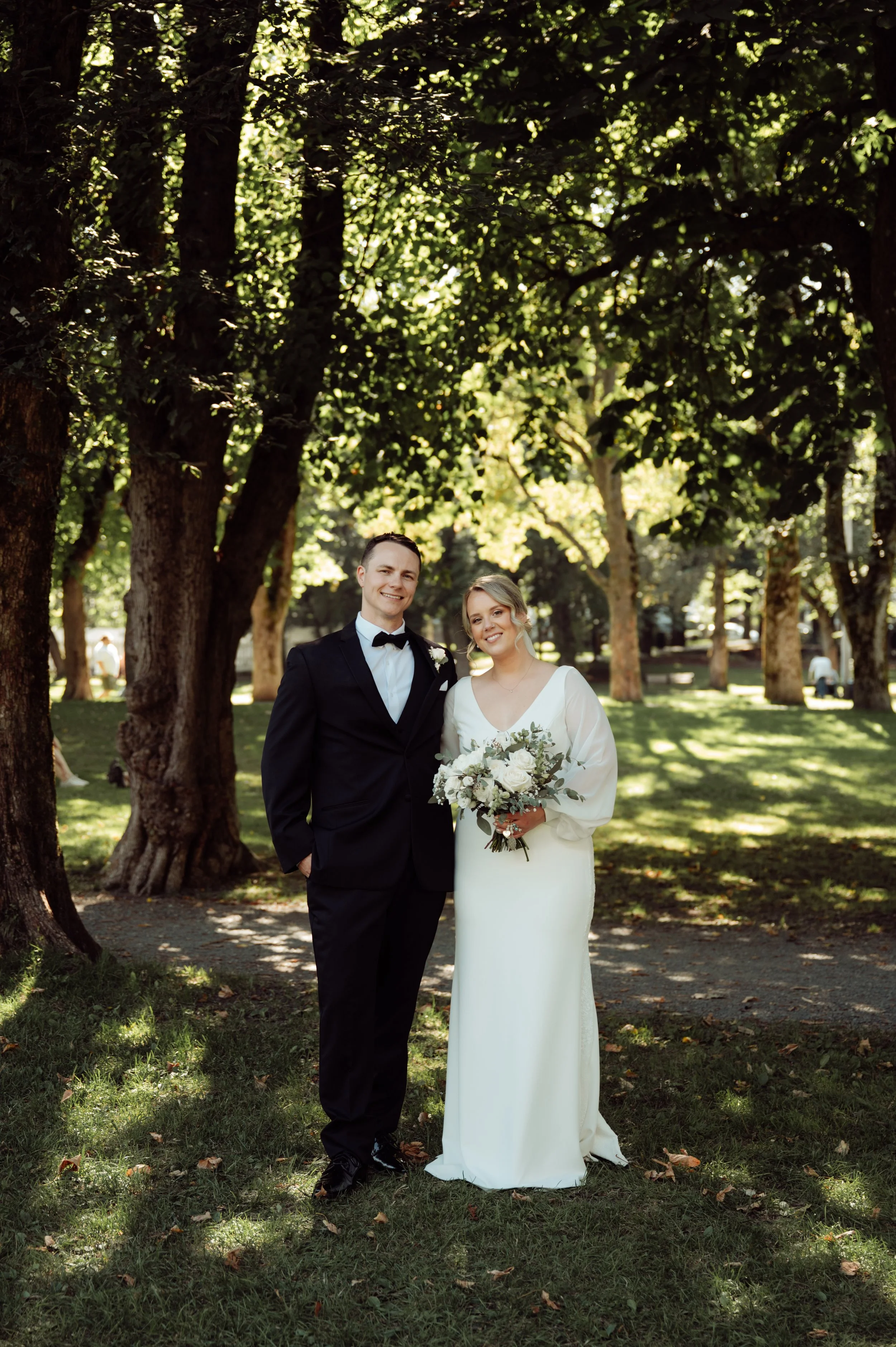 G & B Sneak Peeks | R Pardy Photography-60.jpg
