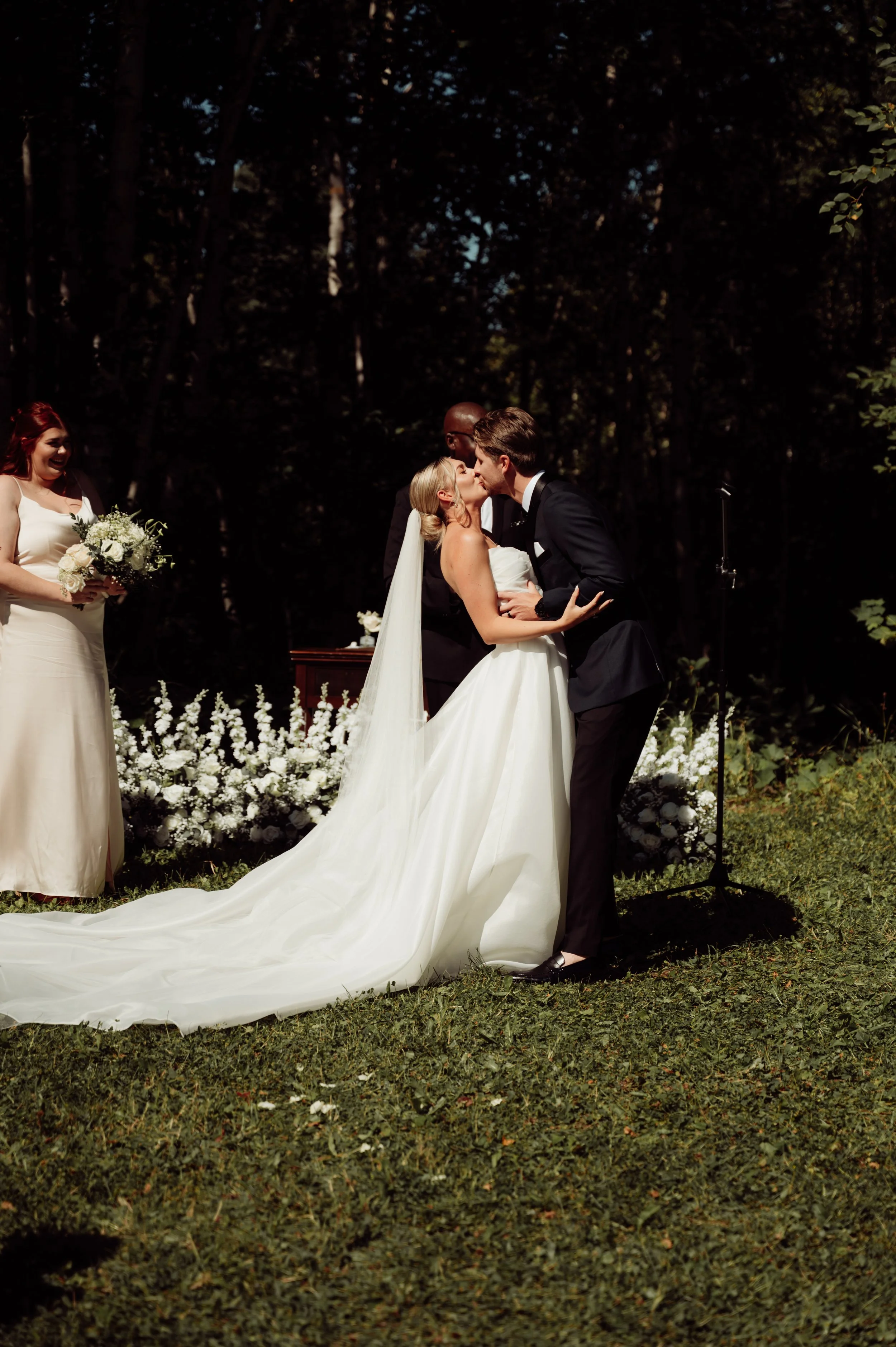 B & L The Sneak Peeks | R Pardy Photography-71.jpg