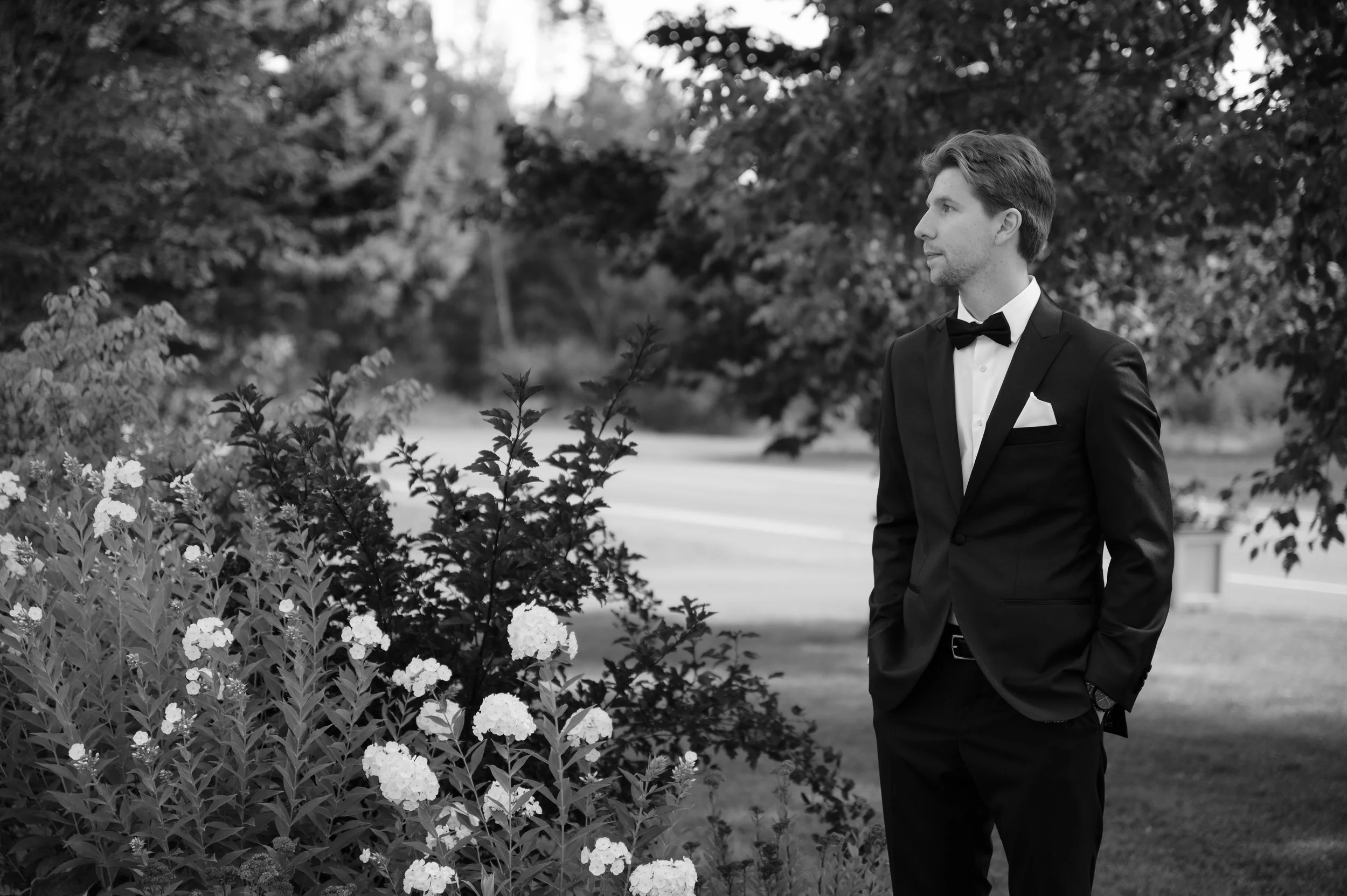 B & L The Sneak Peeks | R Pardy Photography-6.jpg