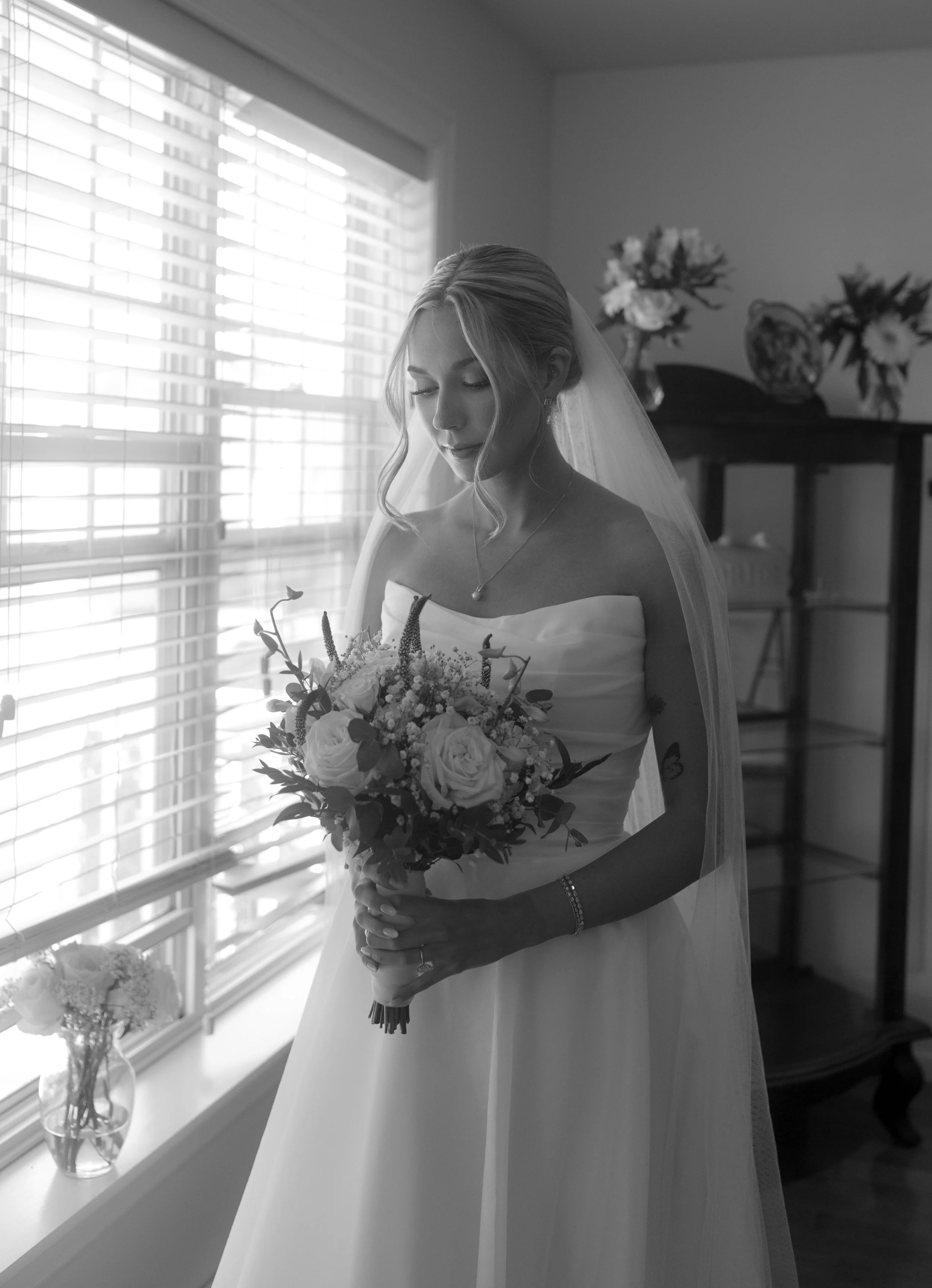 B & L The Sneak Peeks | R Pardy Photography-43.jpg