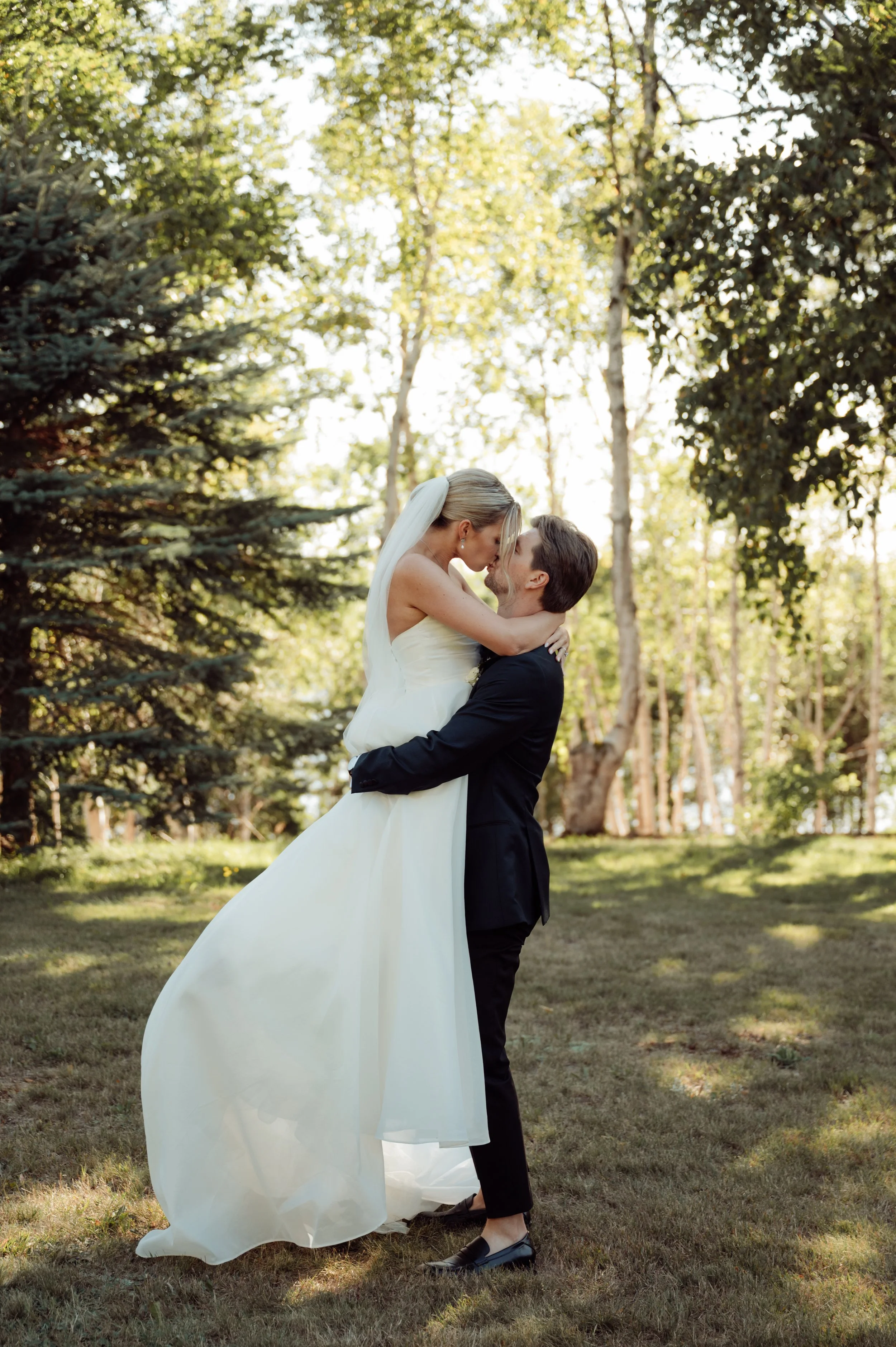 B & L The Sneak Peeks | R Pardy Photography-115.jpg
