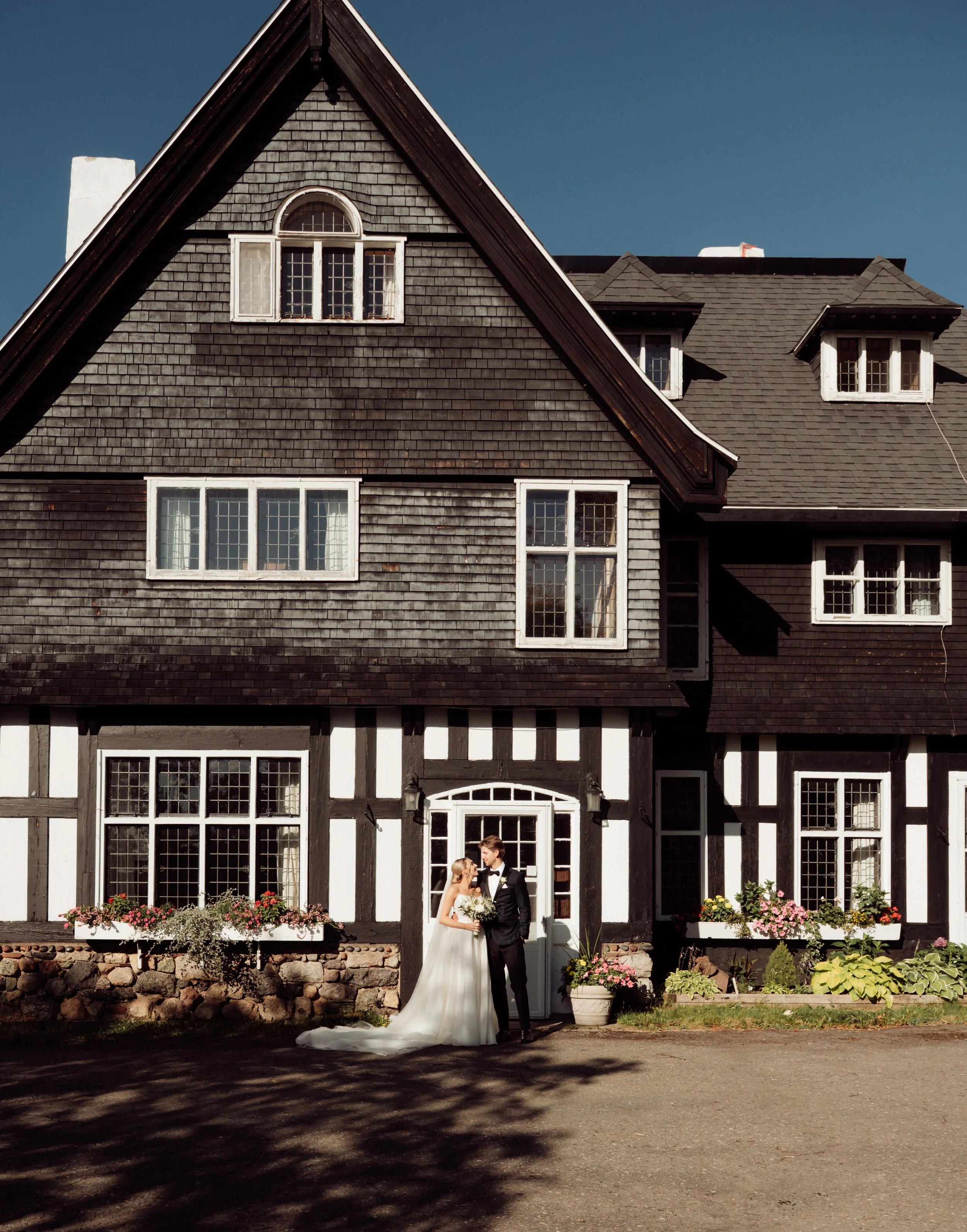 B & L The Sneak Peeks | R Pardy Photography-126.jpg