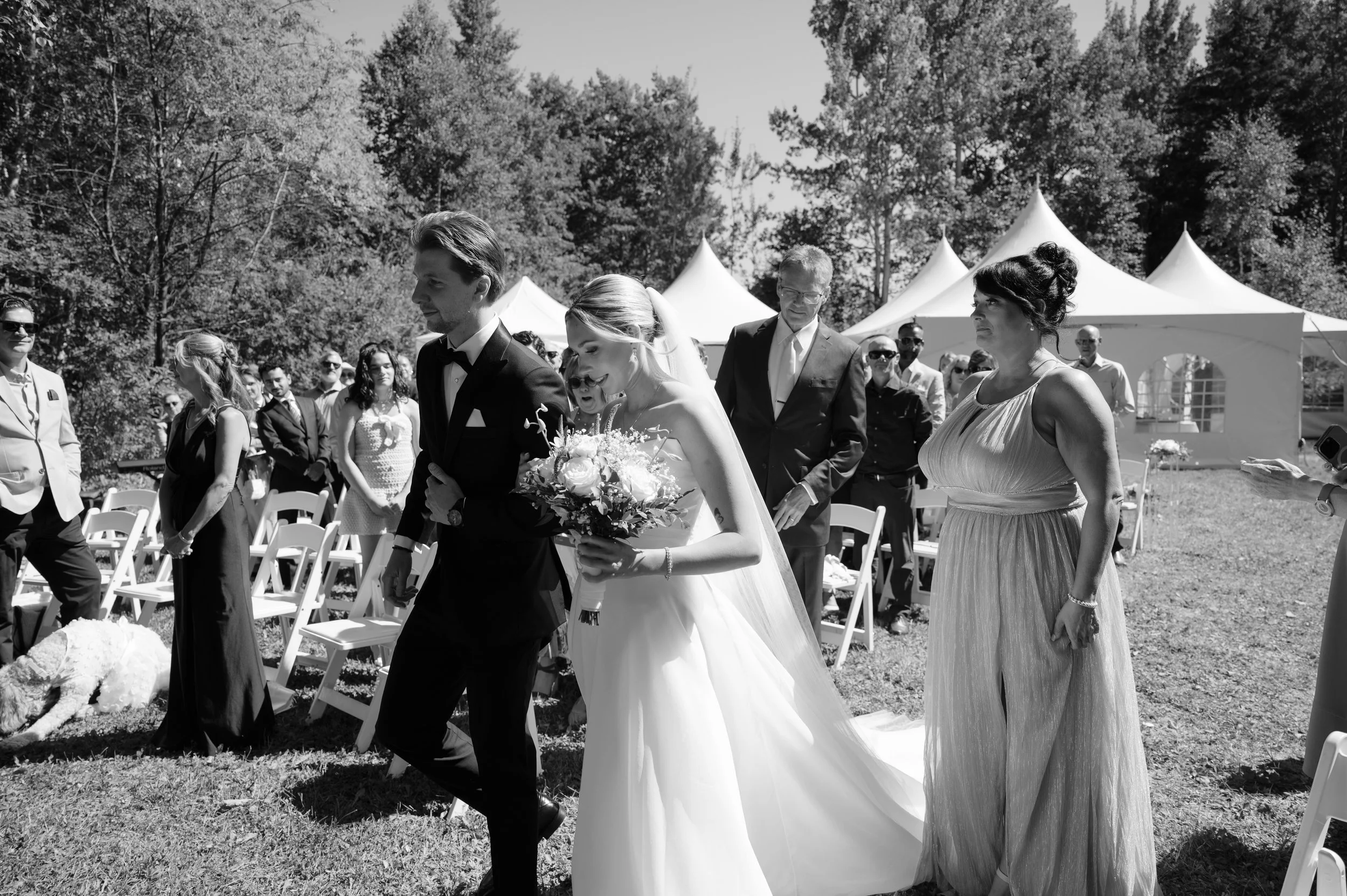 B & L The Sneak Peeks | R Pardy Photography-54.jpg