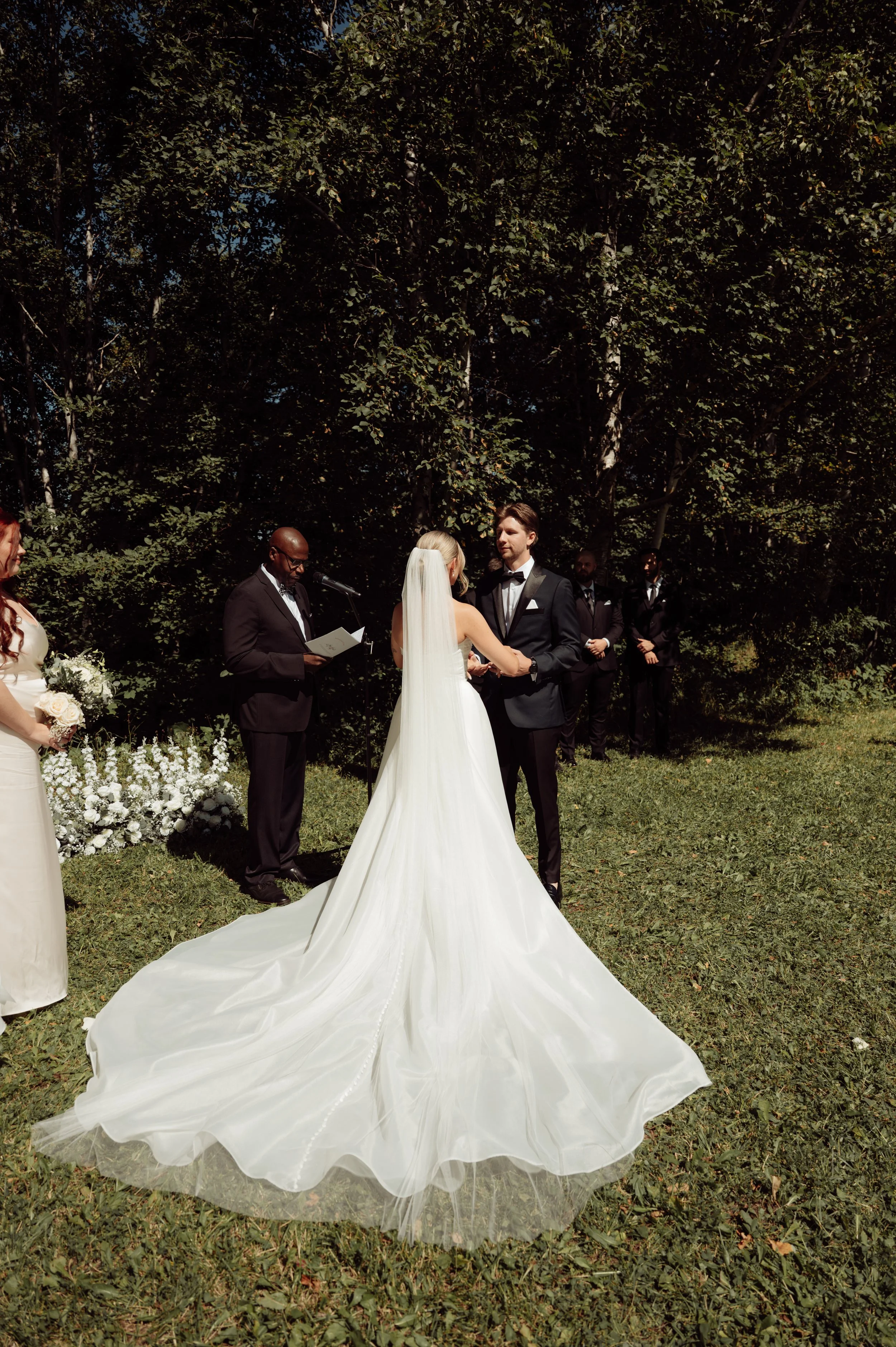 B & L The Sneak Peeks | R Pardy Photography-59.jpg