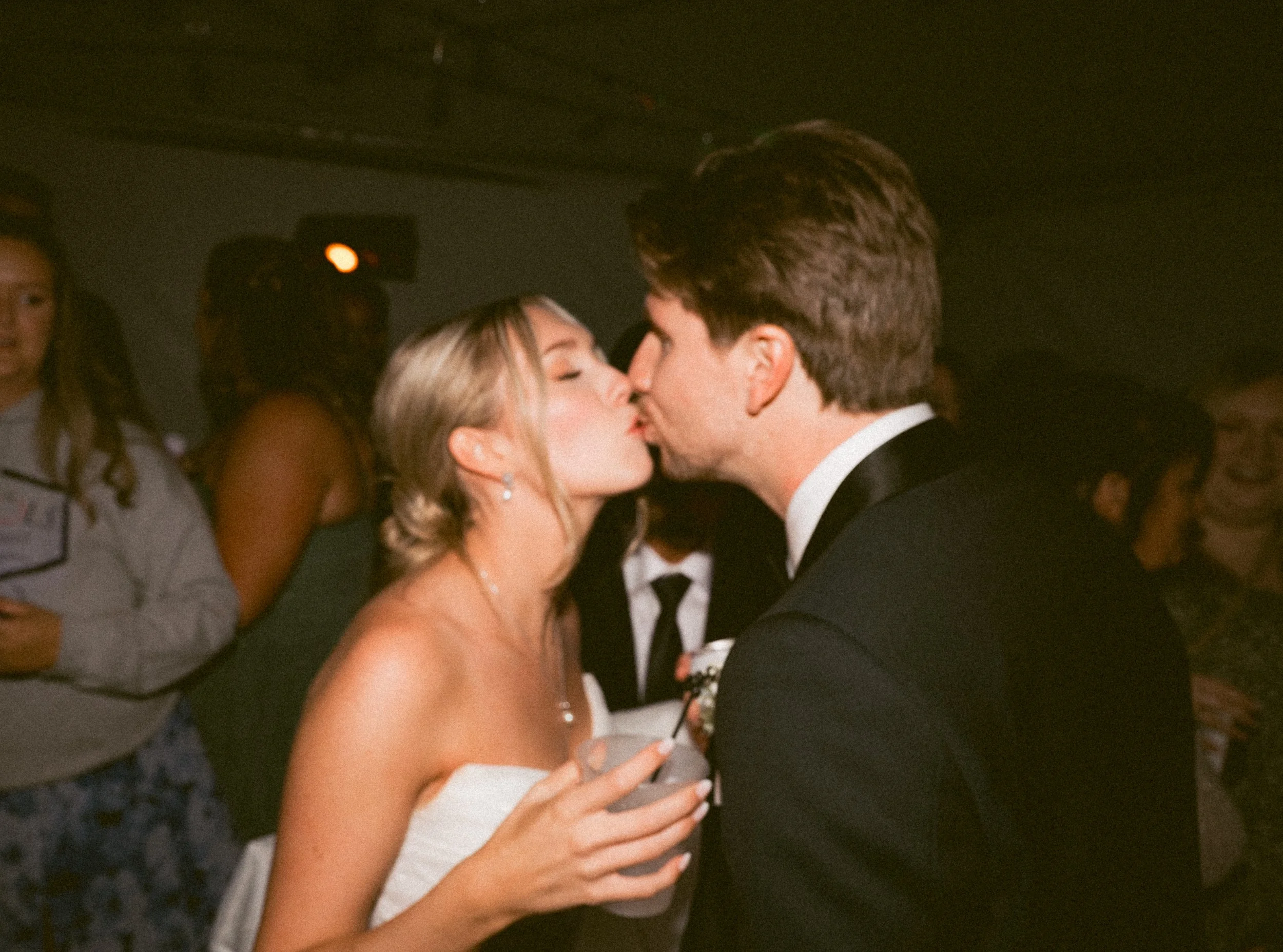 B & L The Sneak Peeks | R Pardy Photography-174.jpg