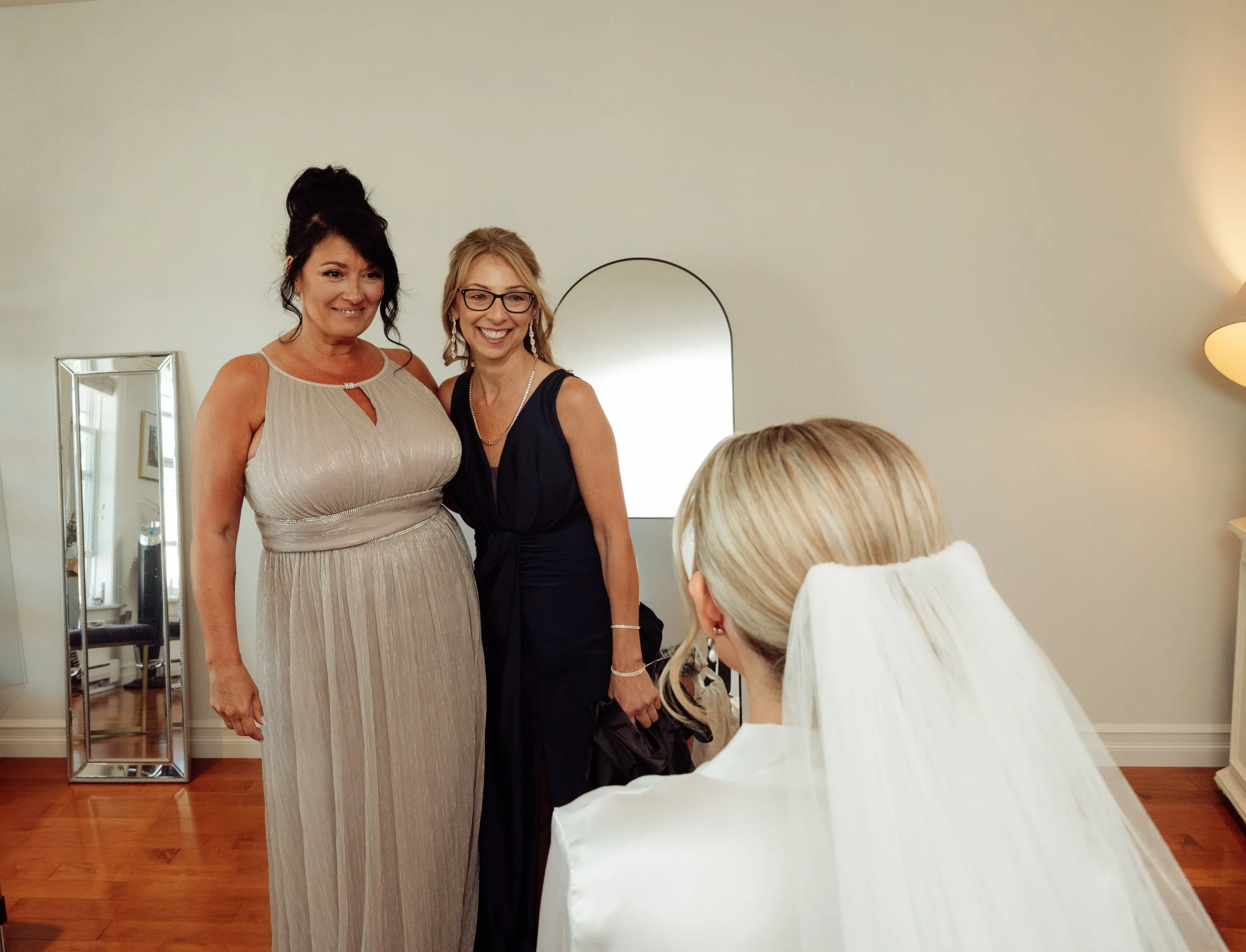 B & L The Sneak Peeks | R Pardy Photography-24.jpg