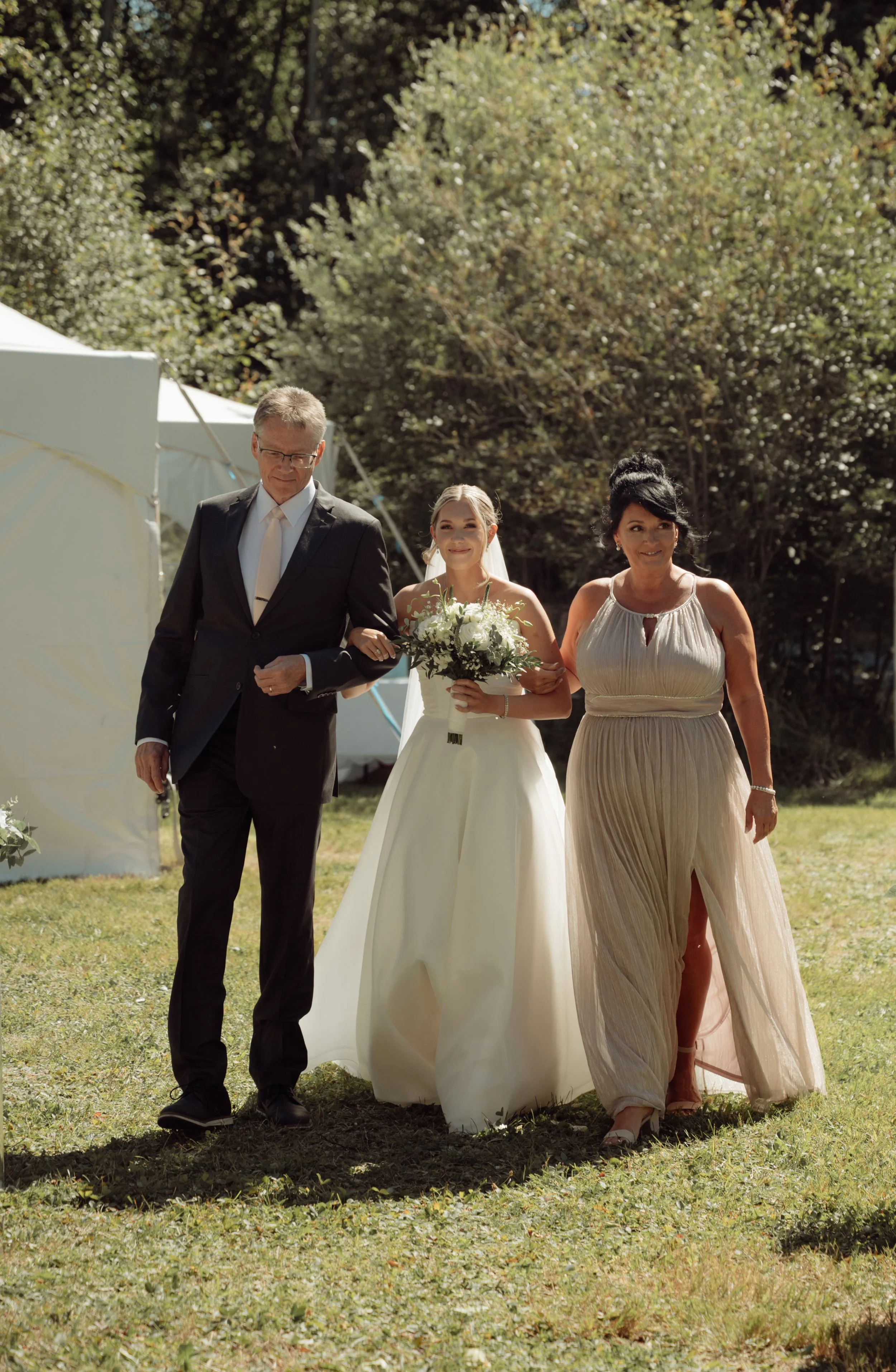 B & L The Sneak Peeks | R Pardy Photography-51.jpg