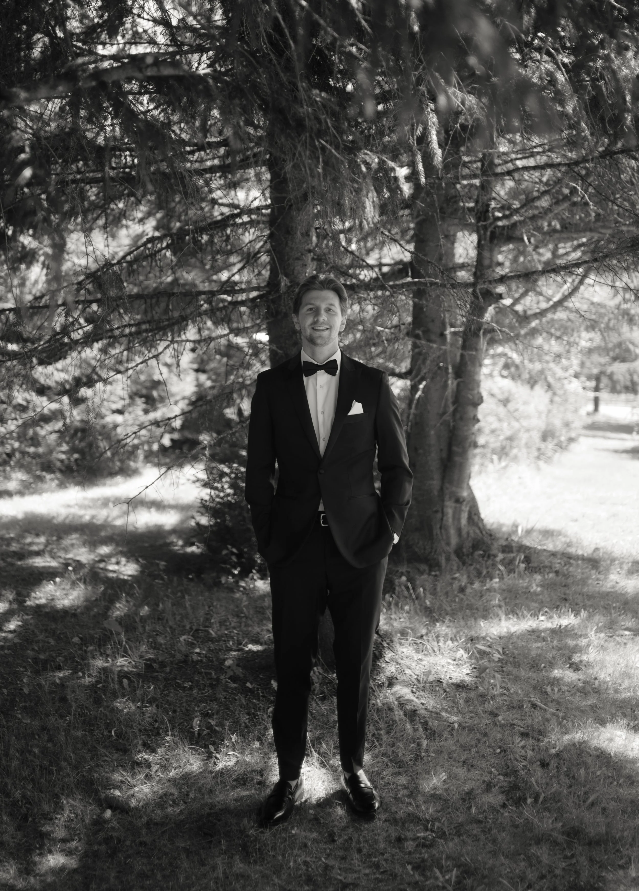 B & L The Sneak Peeks | R Pardy Photography-11.jpg