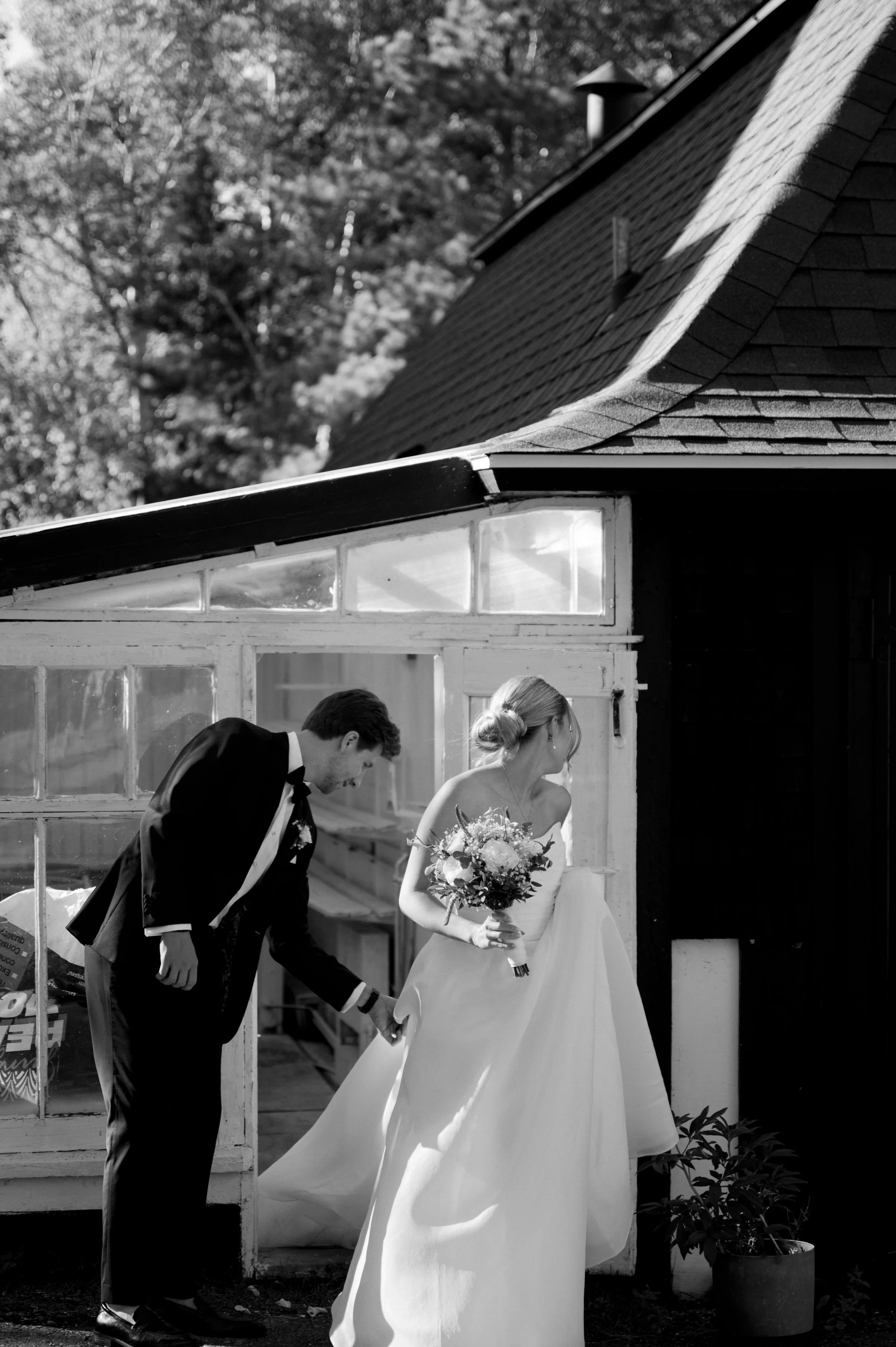 B & L The Sneak Peeks | R Pardy Photography-134.jpg