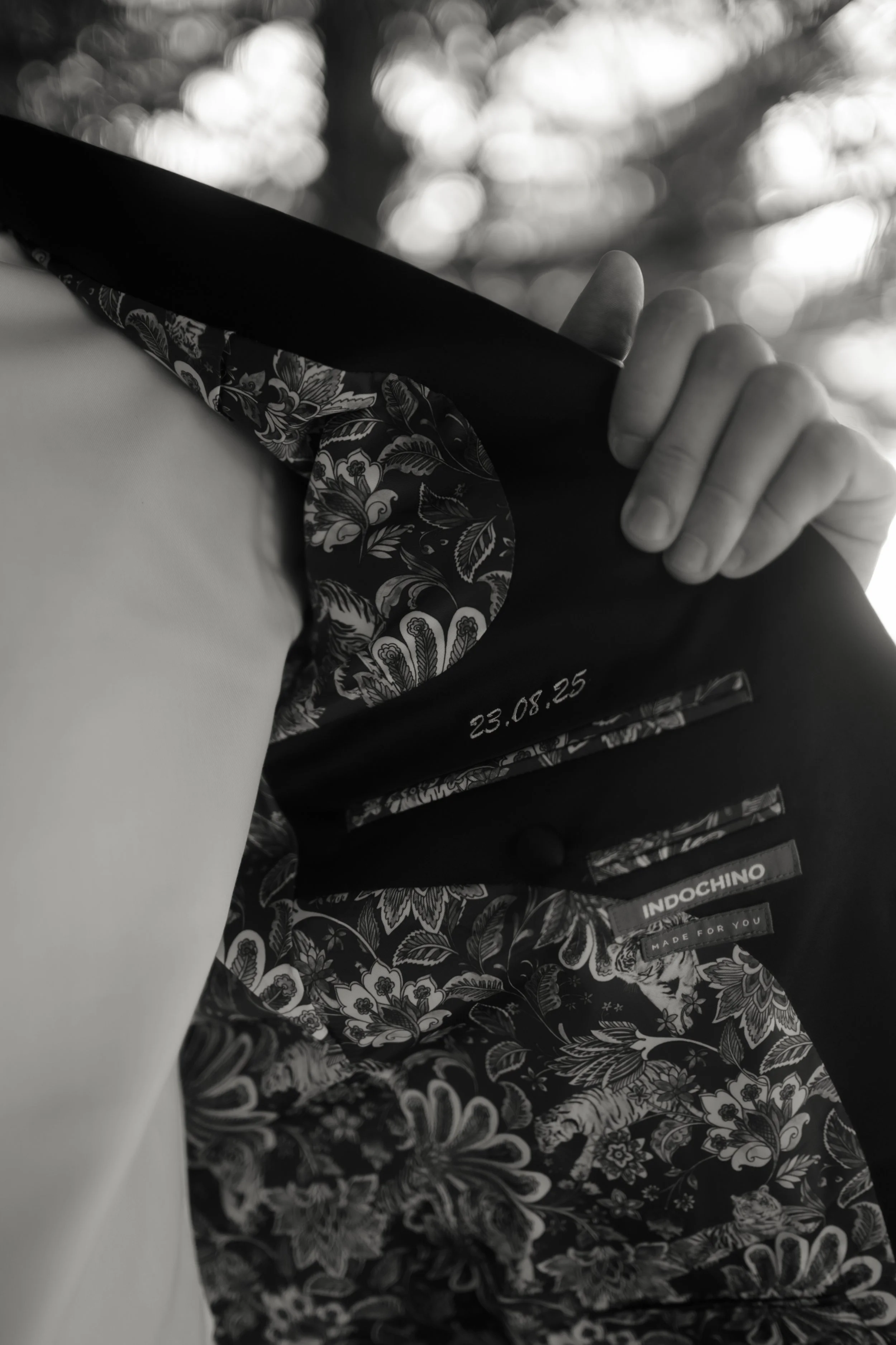B & L The Sneak Peeks | R Pardy Photography-9.jpg