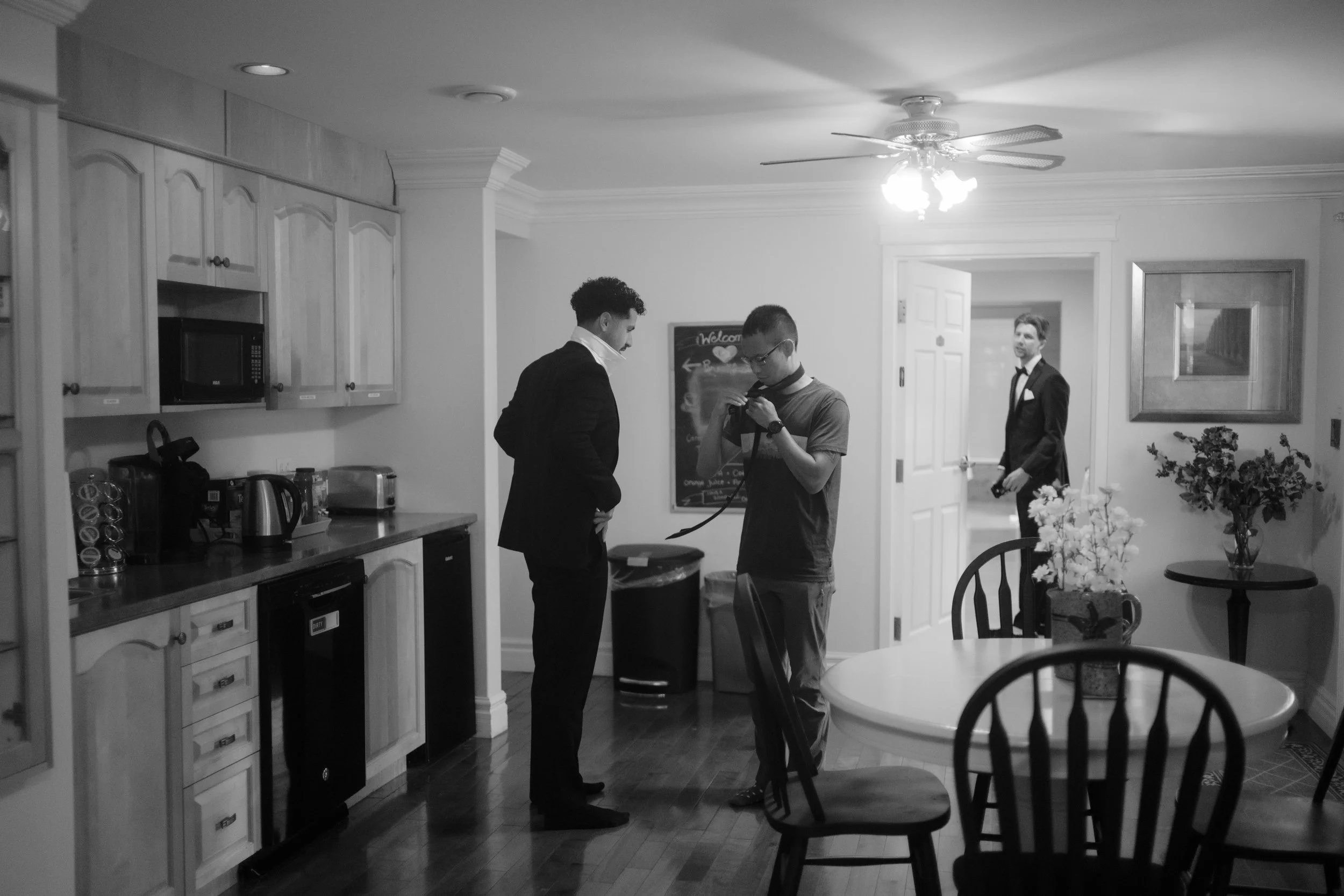 B & L The Sneak Peeks | R Pardy Photography-1.jpg