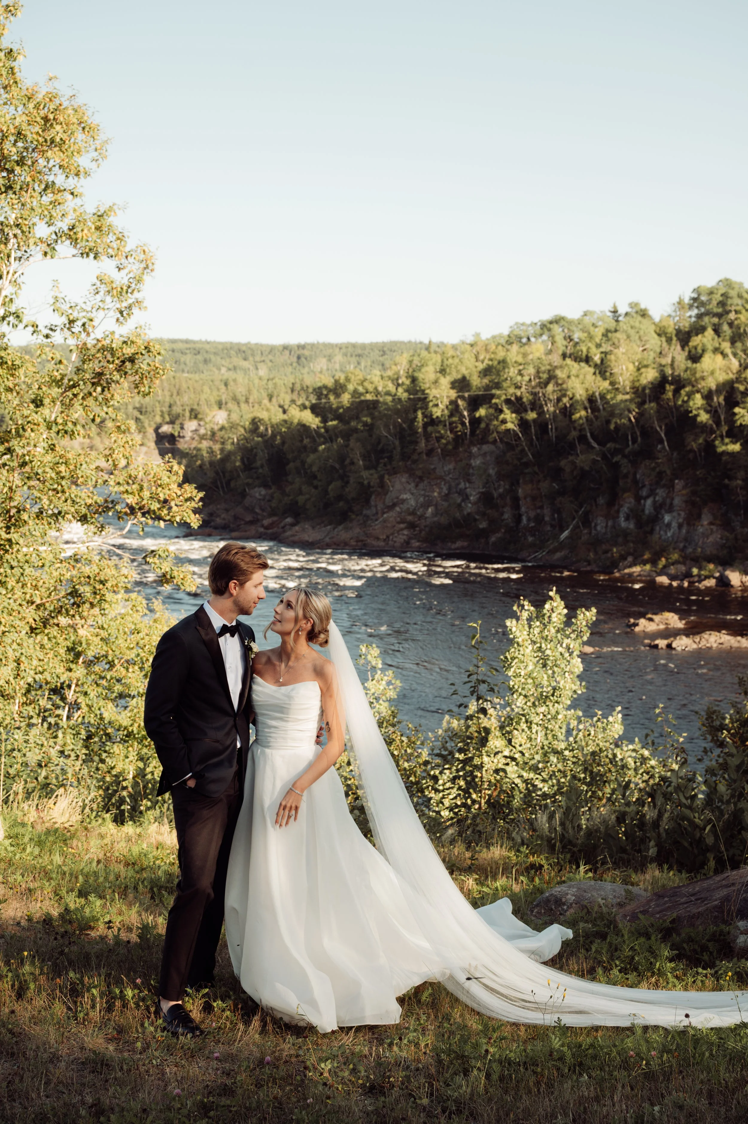 B & L The Sneak Peeks | R Pardy Photography-139.jpg