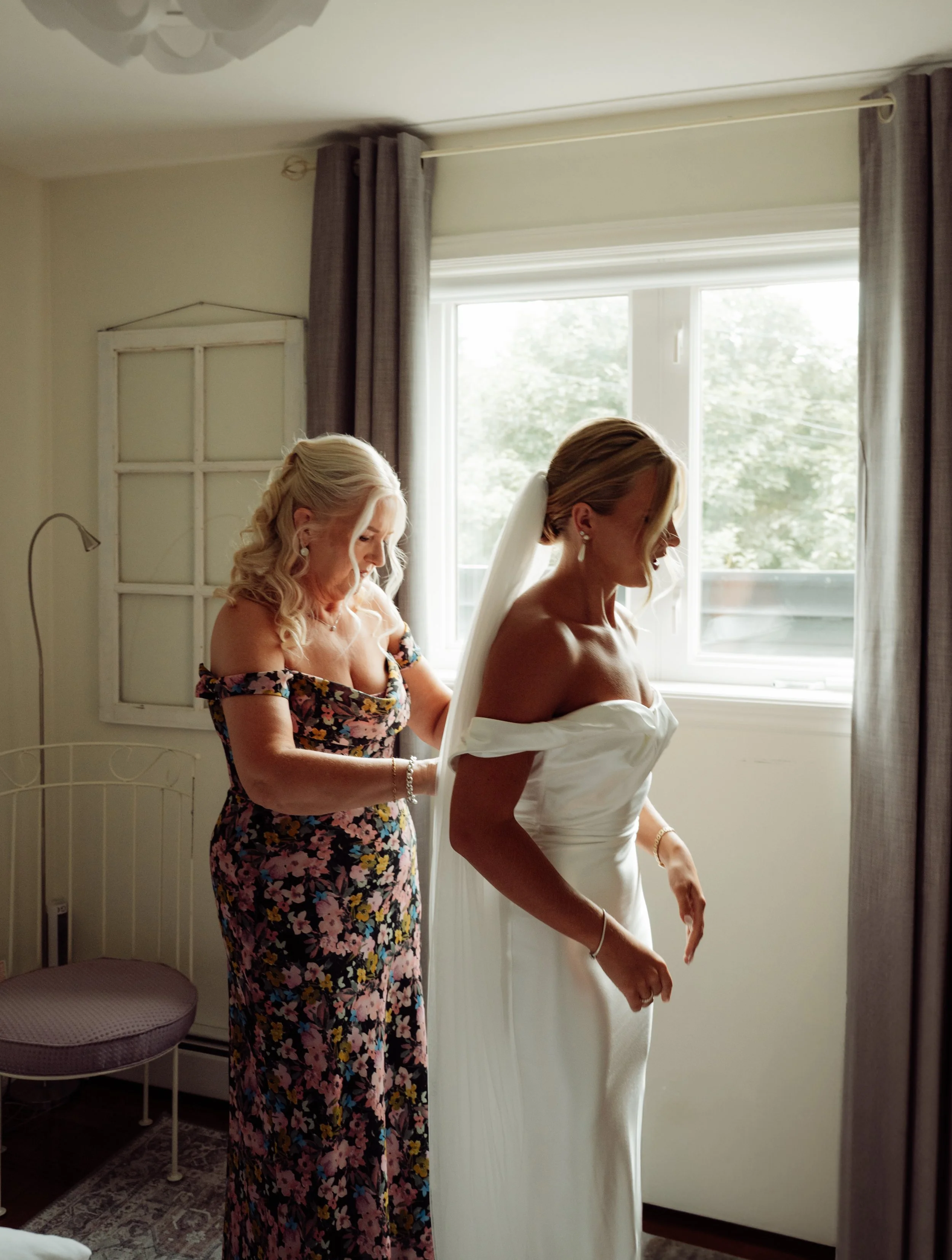 L & M  Sneak Peek | R Pardy Photography-18.jpg