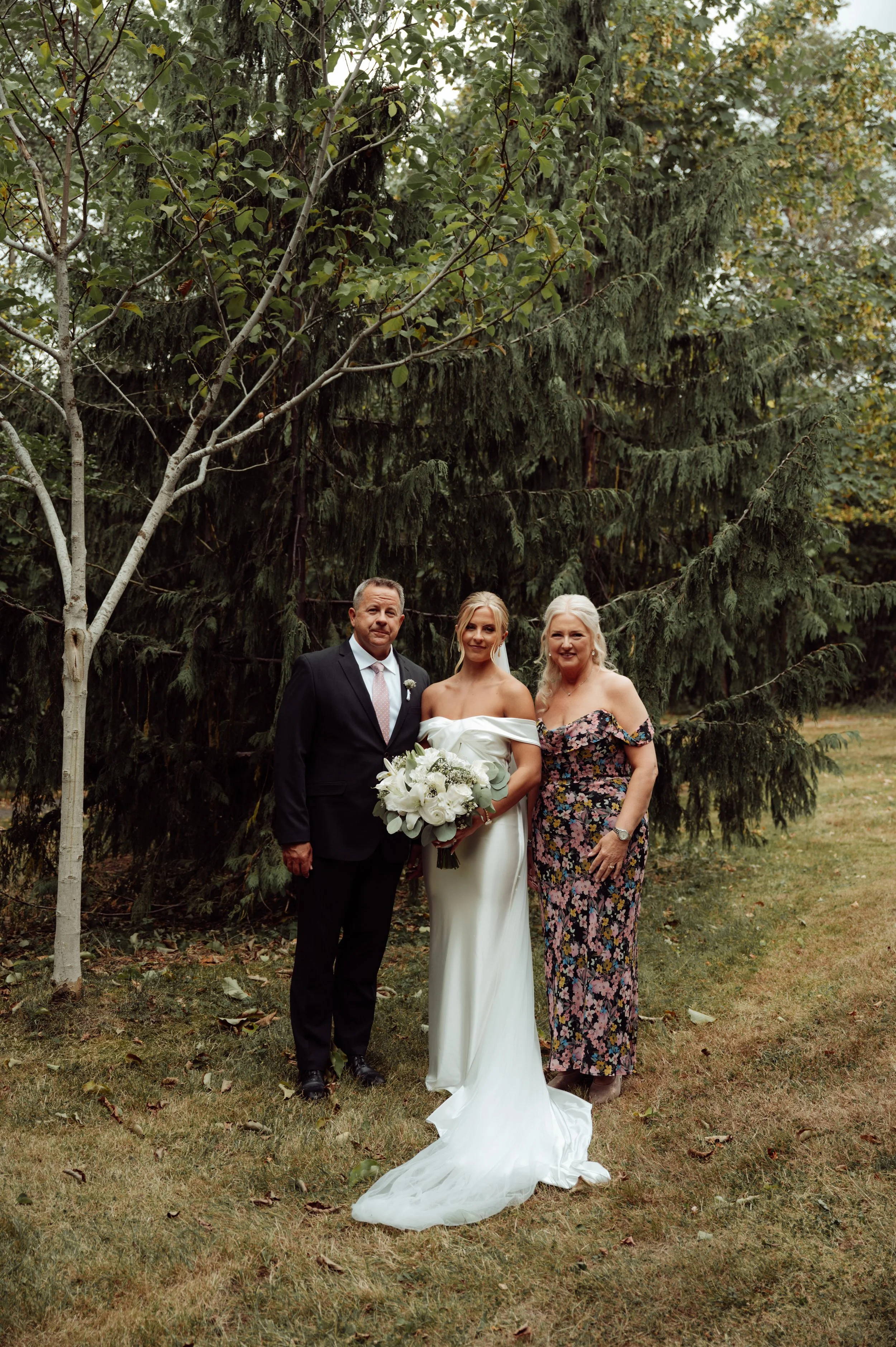 L & M  Sneak Peek | R Pardy Photography-59.jpg