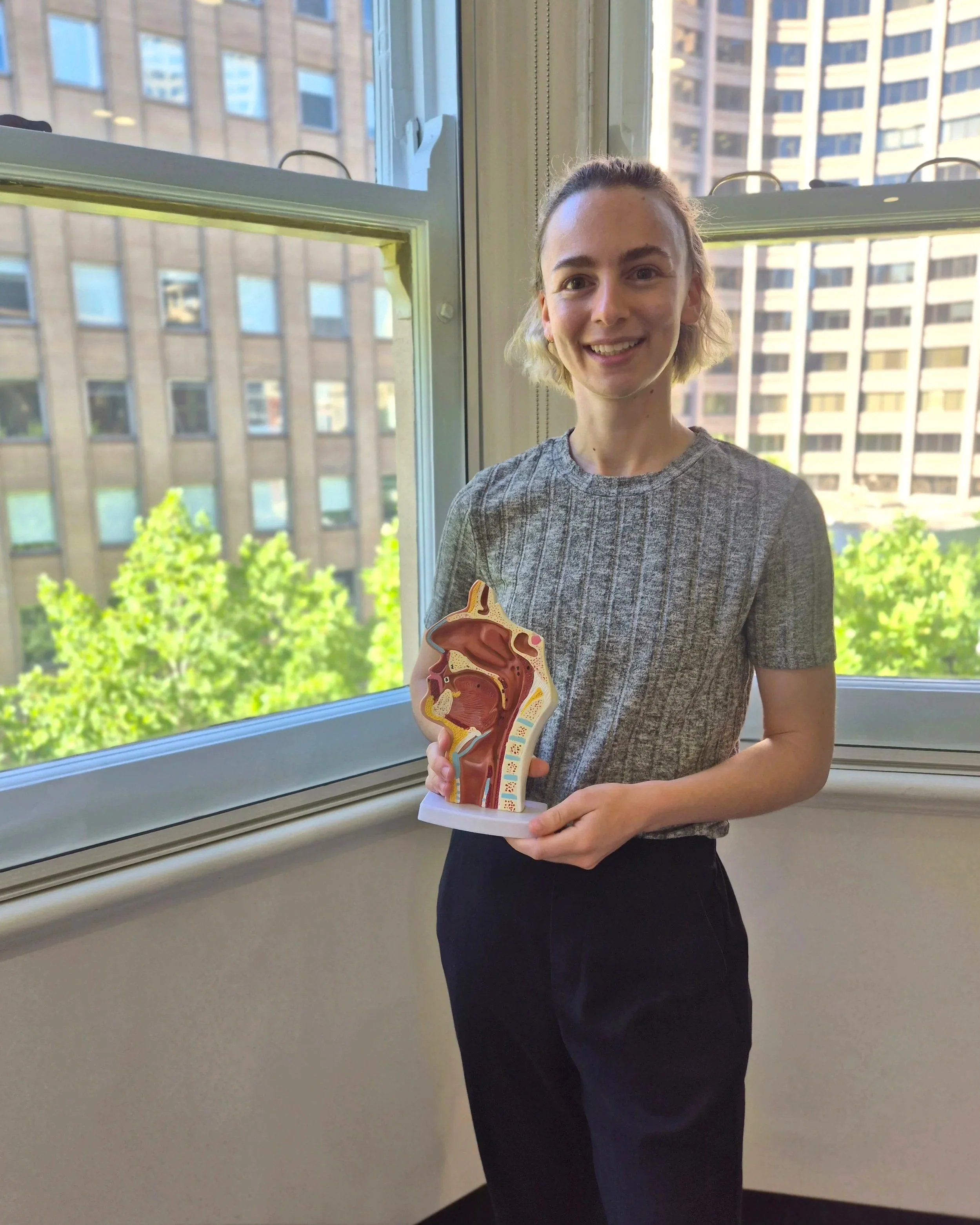 Dr Jonti Nolan profile image and bio link