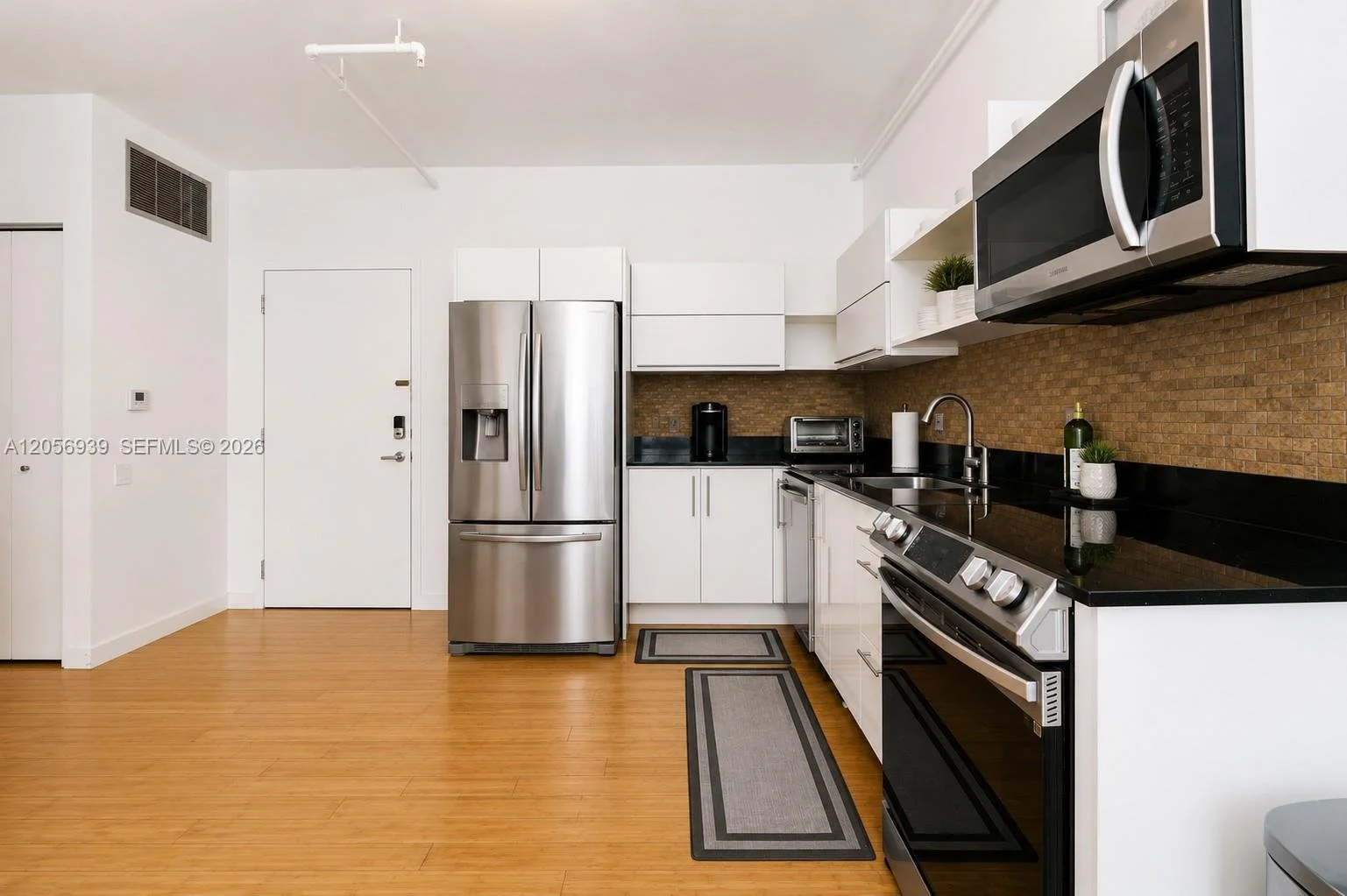 Neo Vertika Kitchen.jpeg