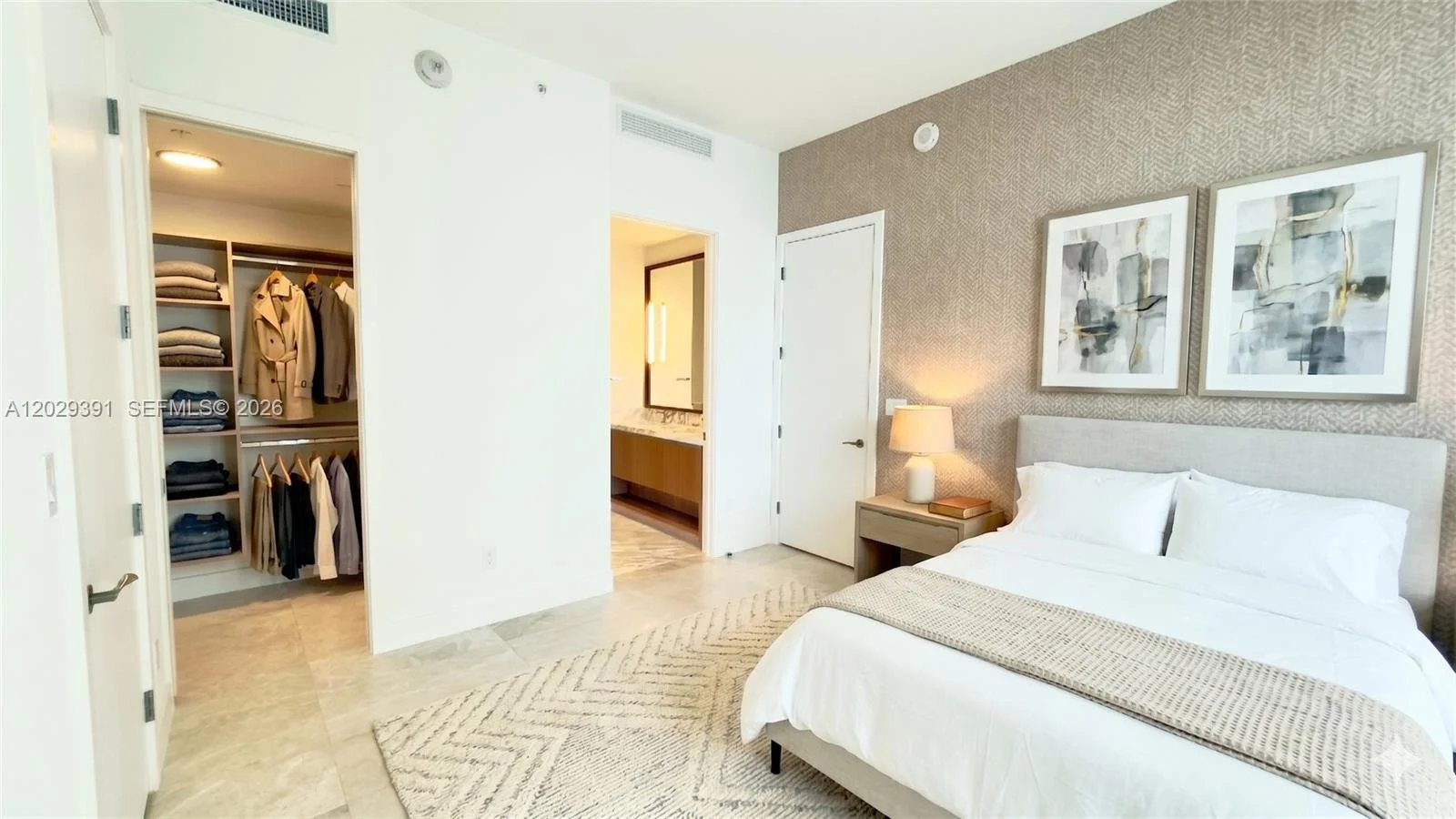 Una Residences bedroom2.jpeg