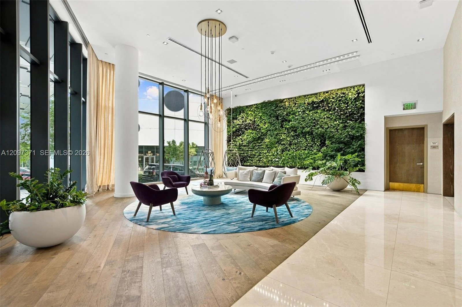 Paraiso-bay-condo-lobby.jpeg