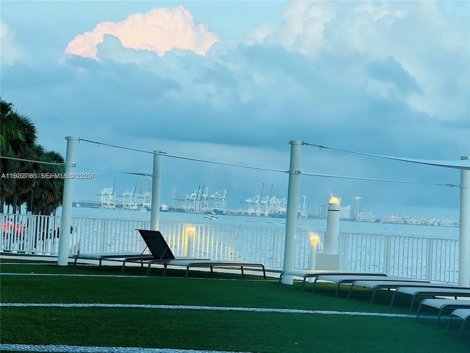 Brickell Harbour Condominium bbq 2.jpeg