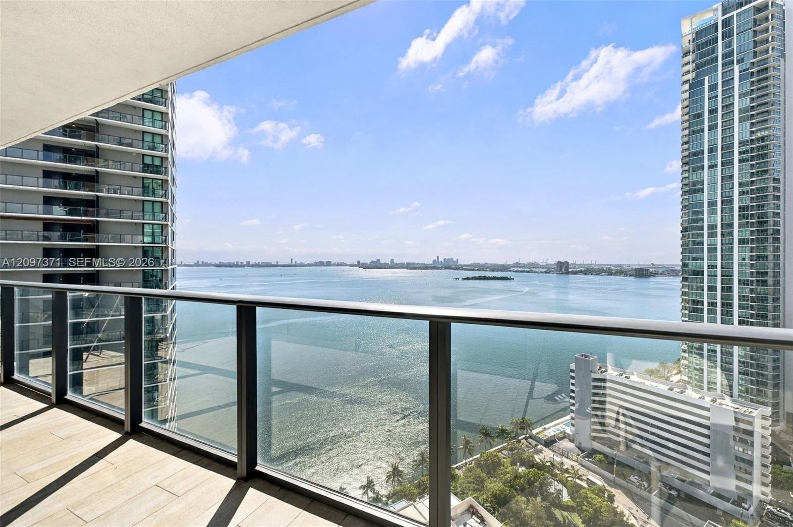 Paraiso-bay-condo-balcony.jpeg
