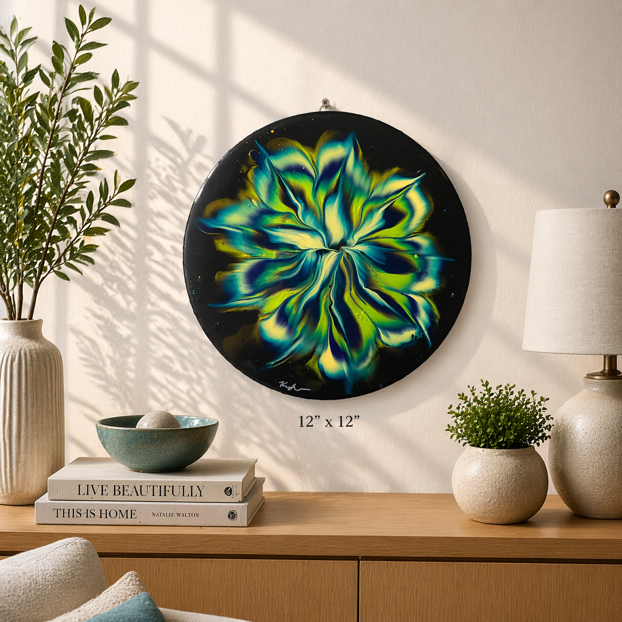 Smashflower

This is a 12 inch canvas with acrylic paint, and resin. 