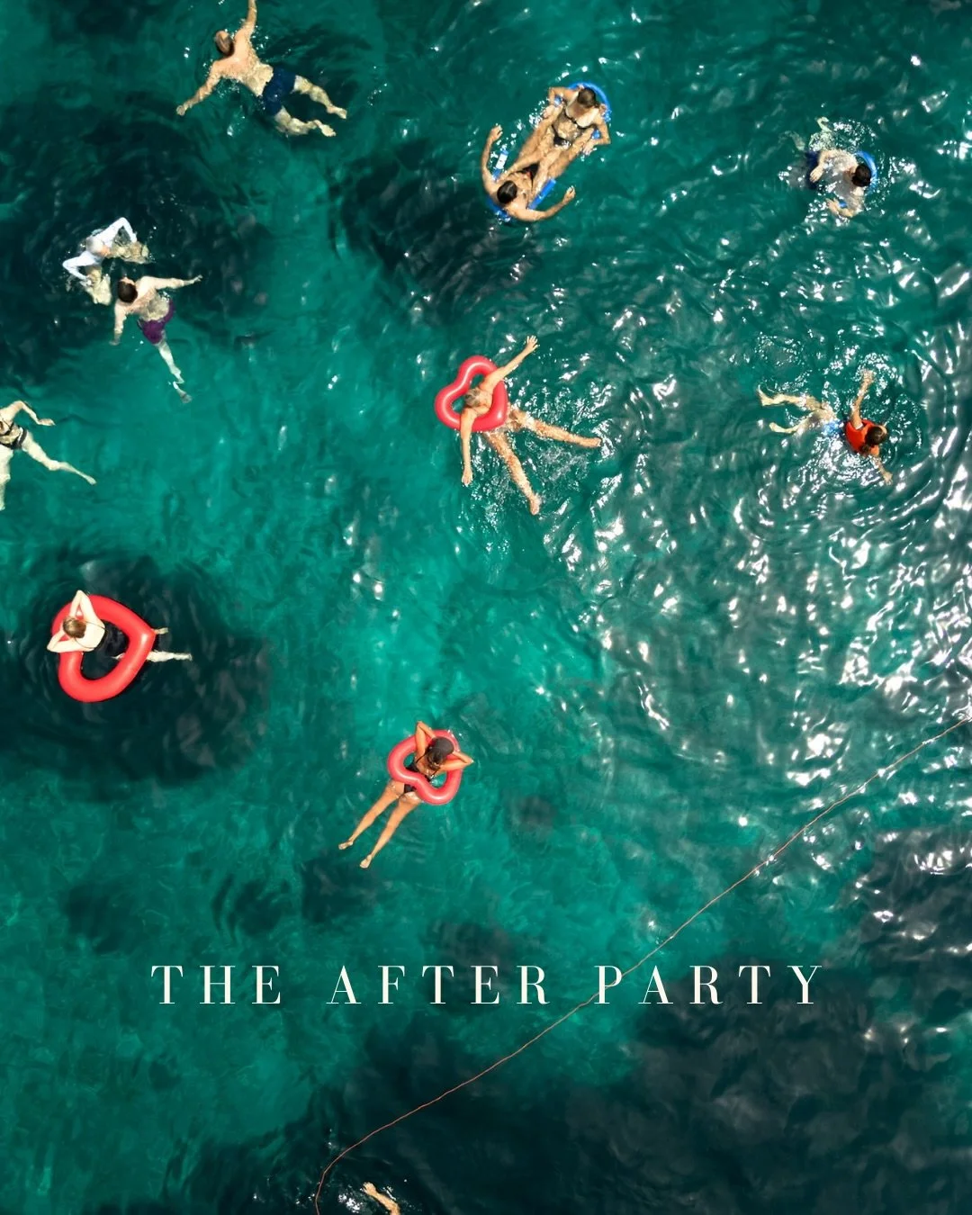 Brunch, Sun, Sea&hellip;.. 
What if your wedding after party was on a catamaran. 
So skip the pool party, and let&rsquo;s do a boat party instead.

Photographer : @jnesaisquoi.studio