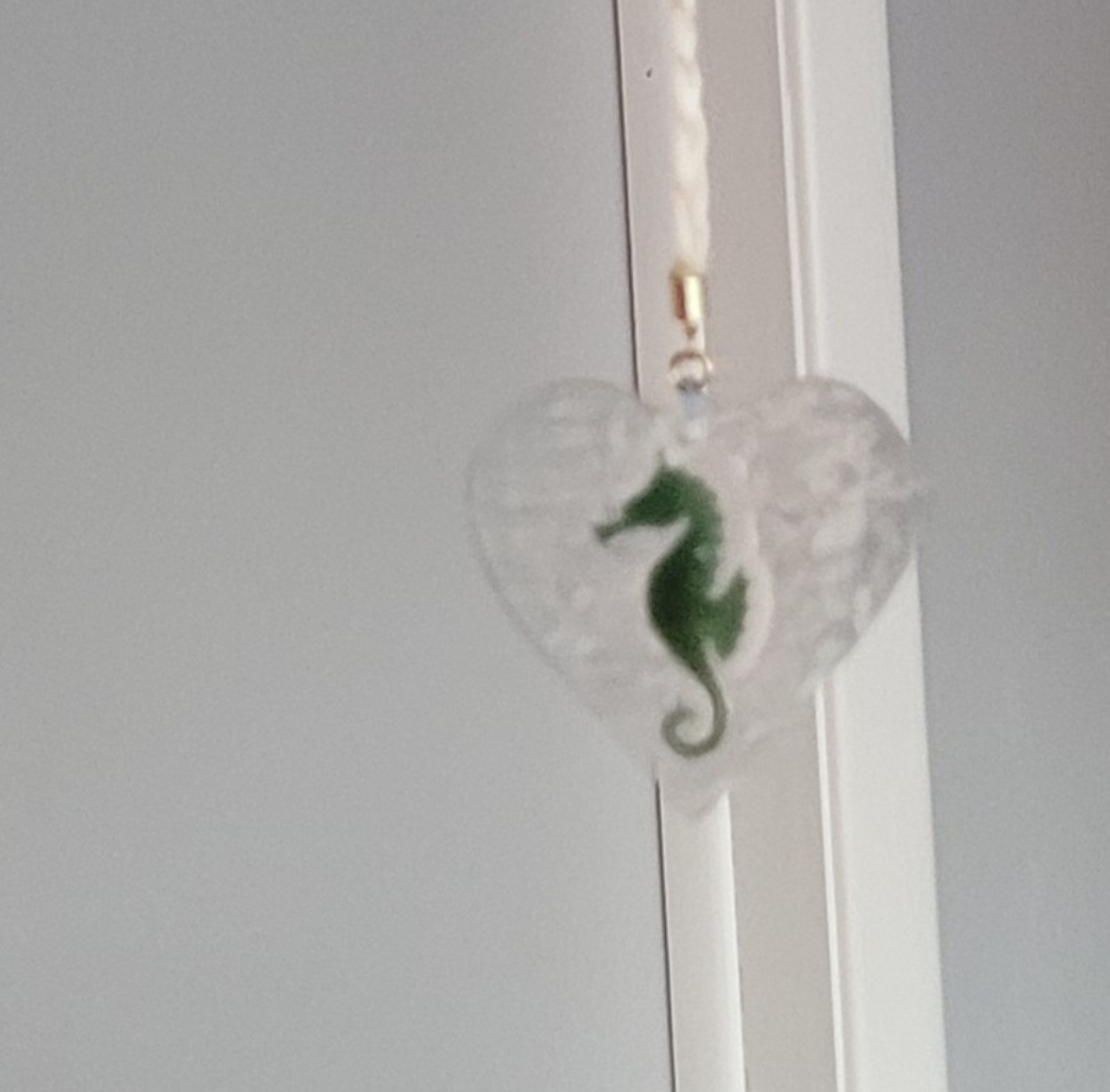 seahorse suncatcher (1).png