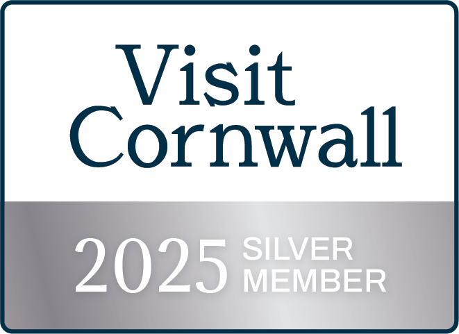 Badge promoting visiting Cornwall in 2025 as a silver member.