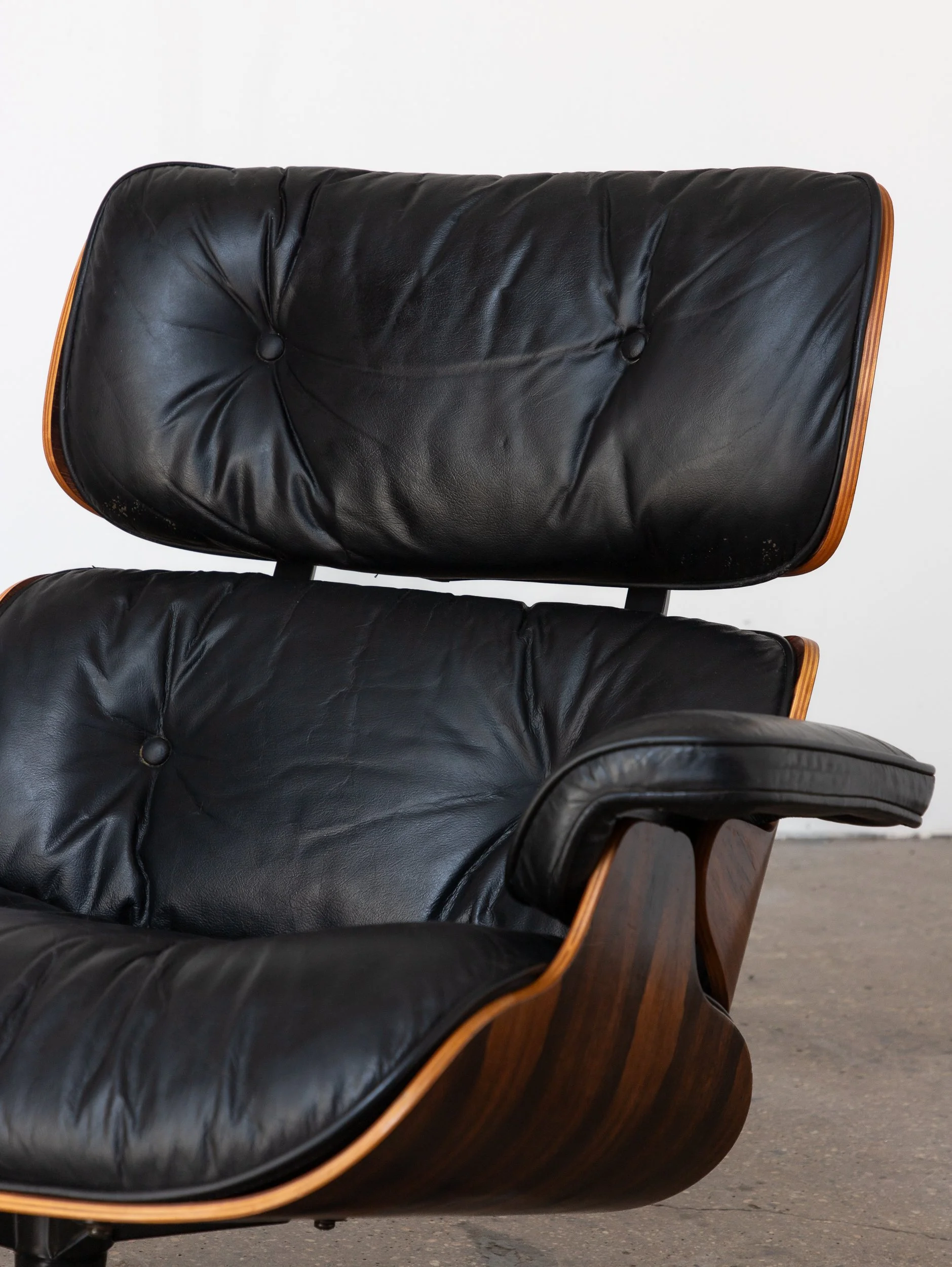 OAMNYC_Rosewood_670_671_Eames_Herman_Miller_Chair-7.jpg
