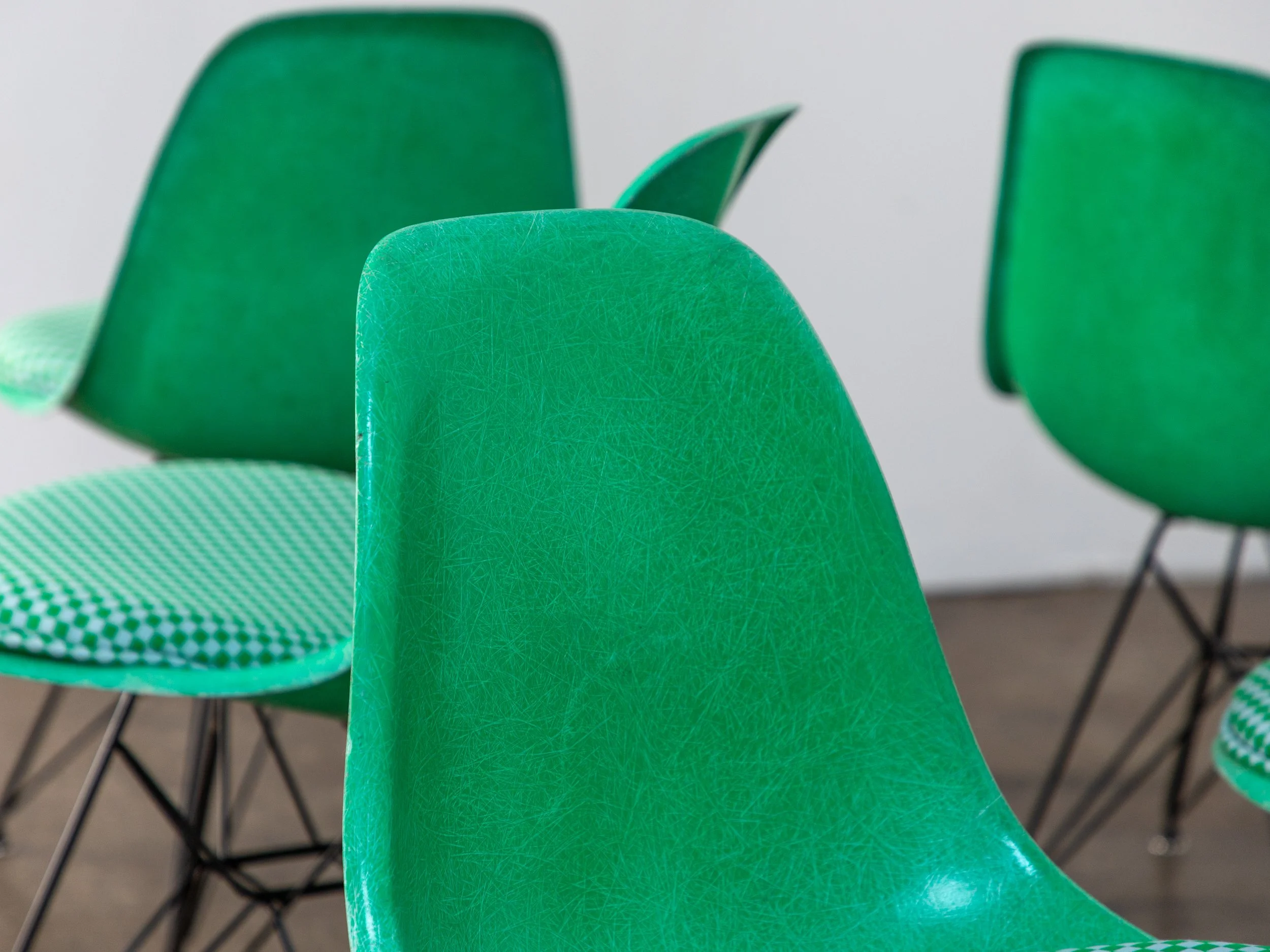 OAM_Eames_Herman_Miller_Kelly_Green_Chairs_Maharam_Check-4.jpg
