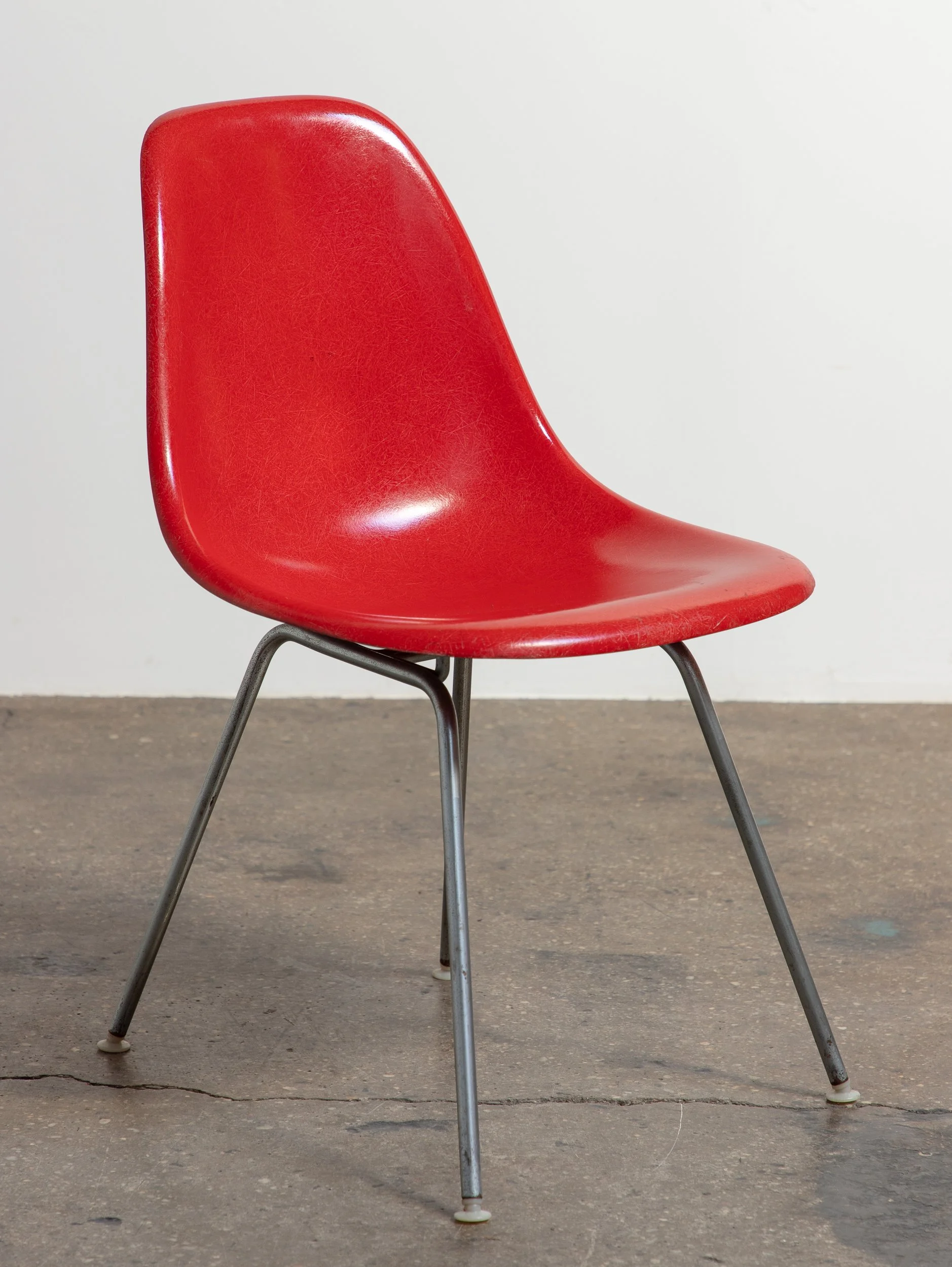 Build an Eames Shell Chair Set