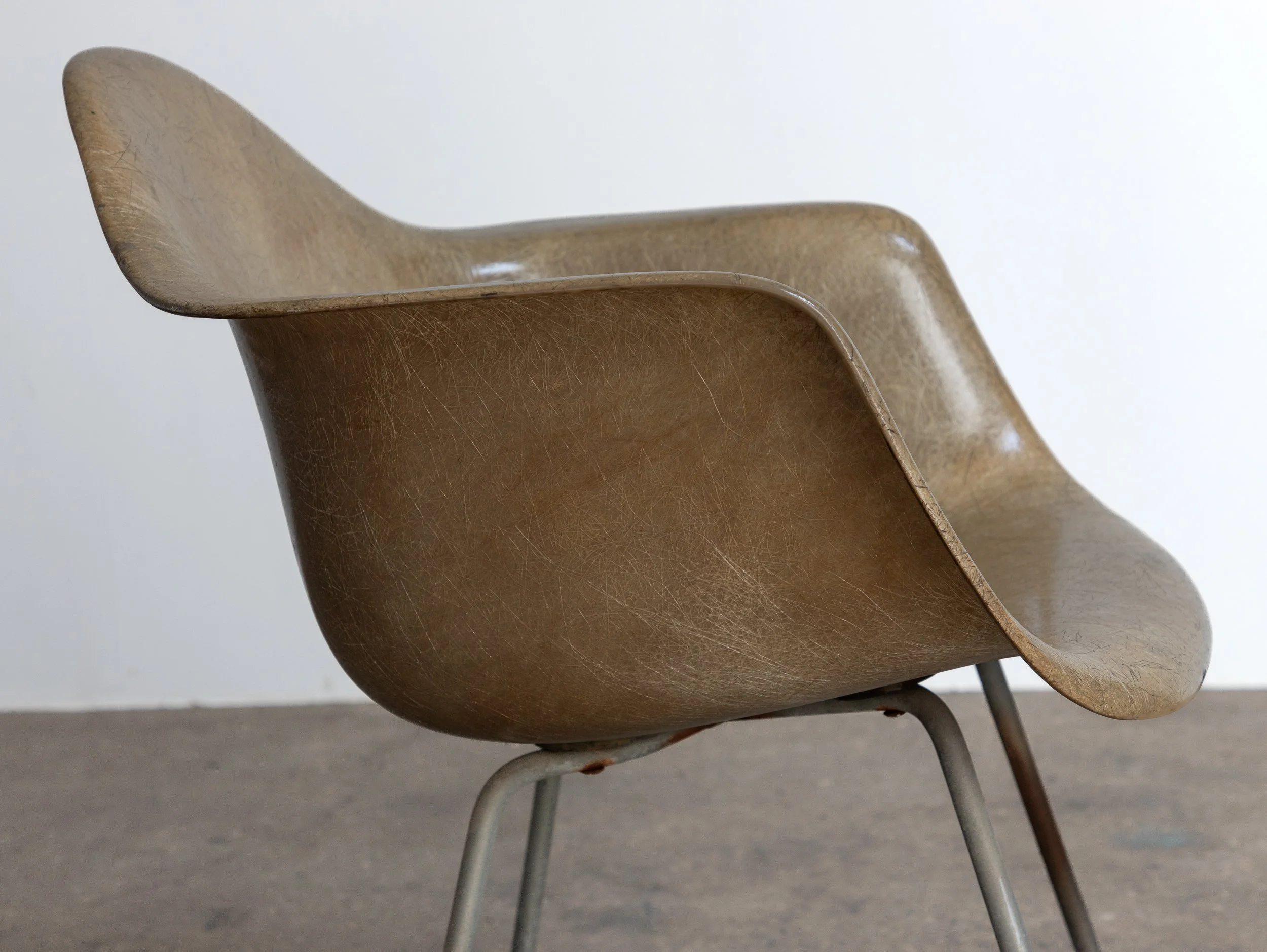 OAMNYC_1st_Generation_Zenith_Shell_Greige-6.jpg