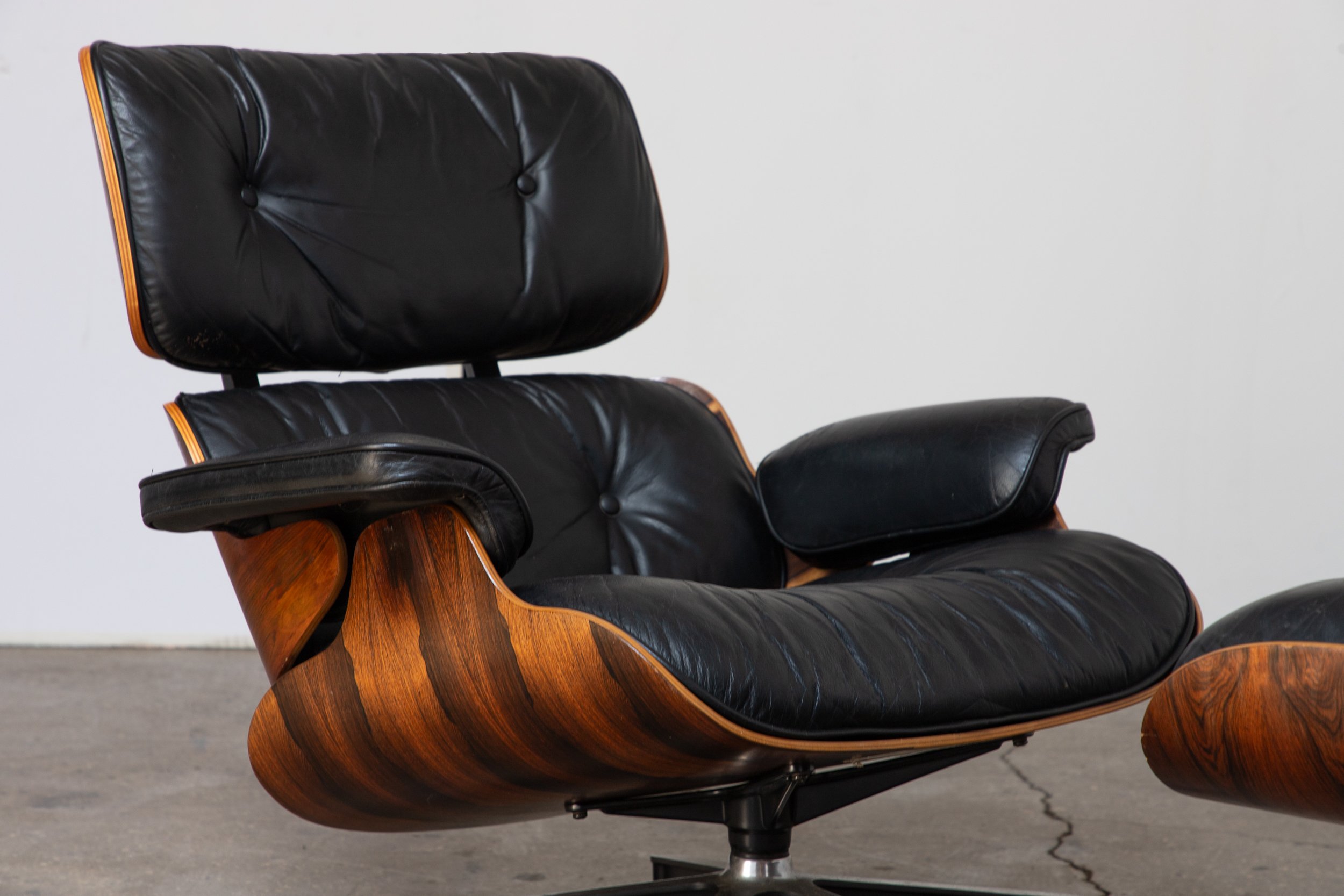 OAMNYC_Rosewood_670_671_Eames_Herman_Miller_Chair-3.jpg