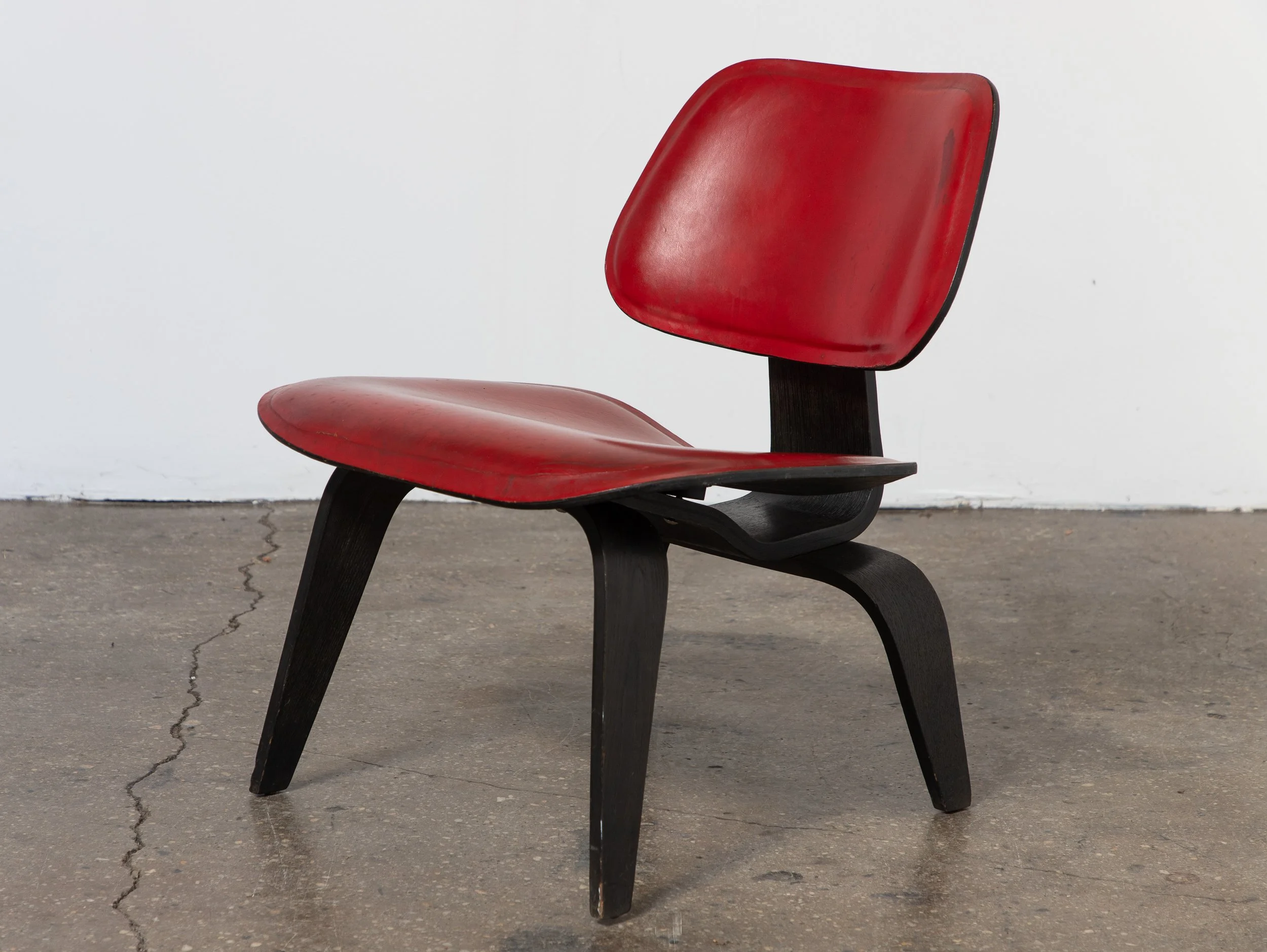 OAM_Eames_Red_Leather_LCW-5.jpg