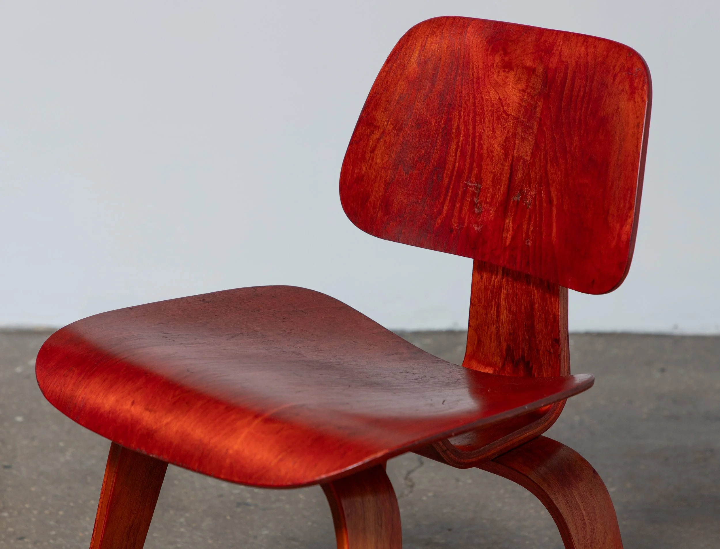 OAM_Eames_Aniline_DCW_Herman_Miller -3.jpg