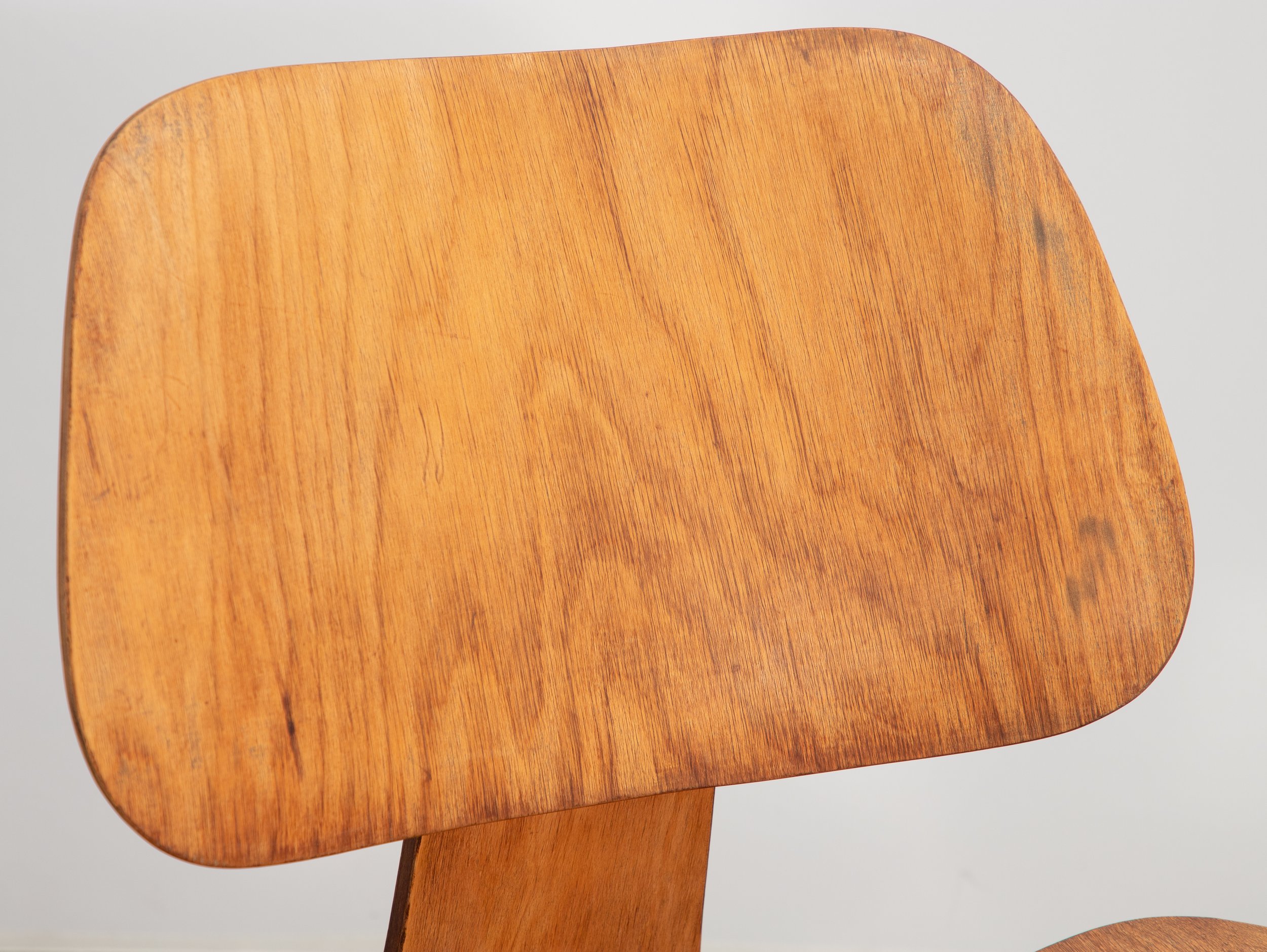 OAM_LCW_Eames_Herman_Miller_Ash-9.jpg