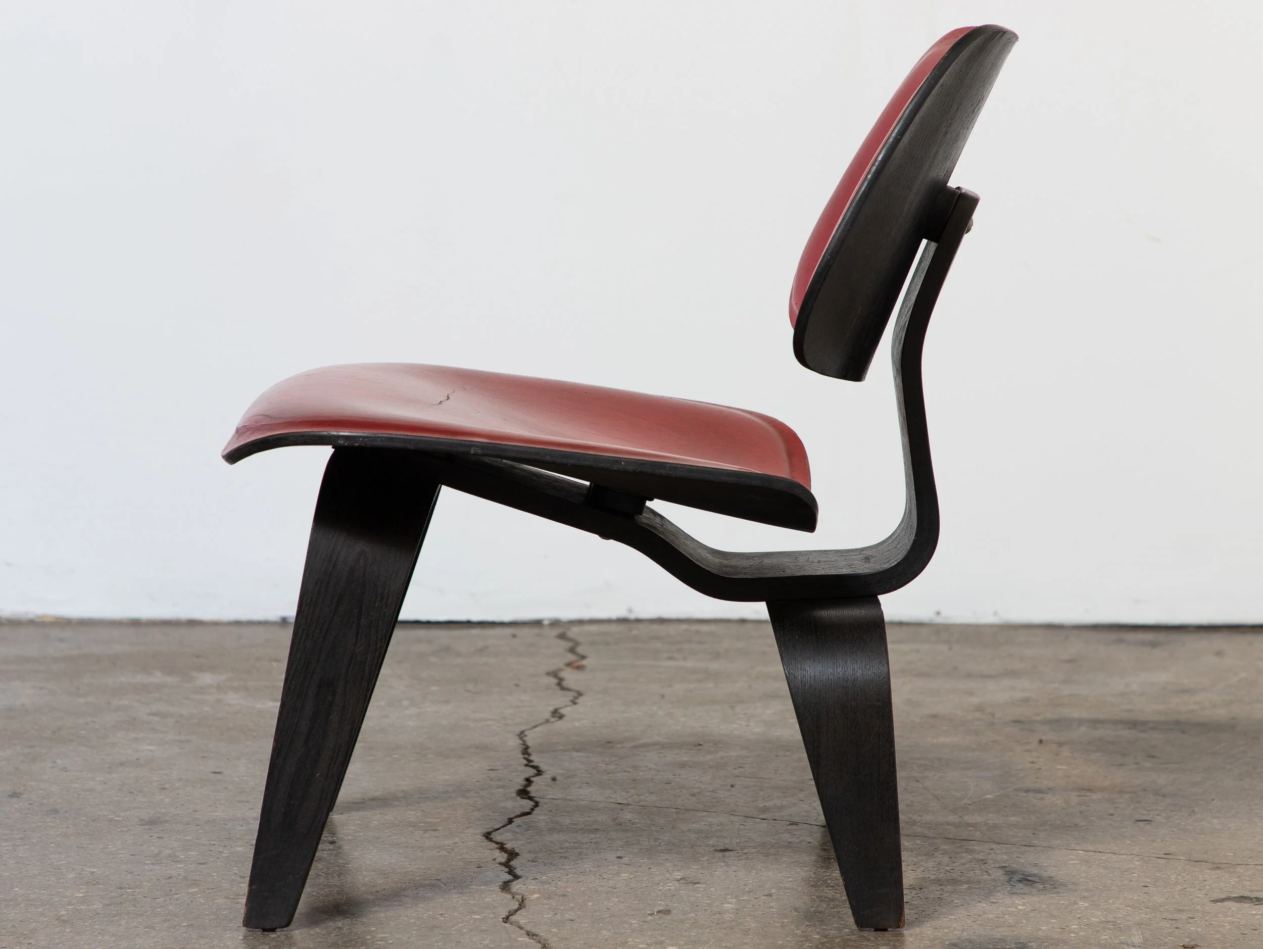 OAM_Eames_Red_Leather_LCW-4.jpg