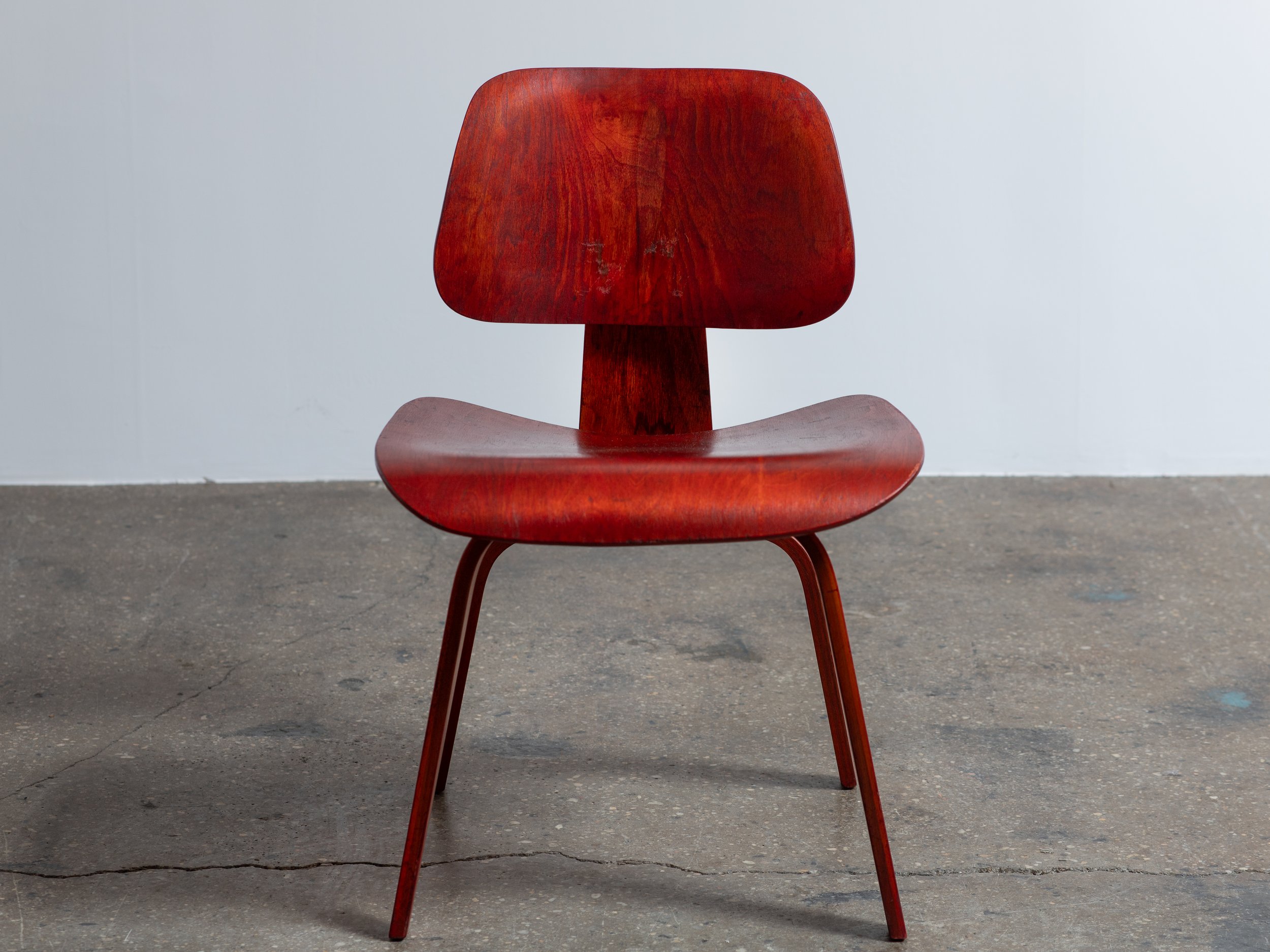 OAM_Eames_Aniline_DCW_Herman_Miller -1.jpg