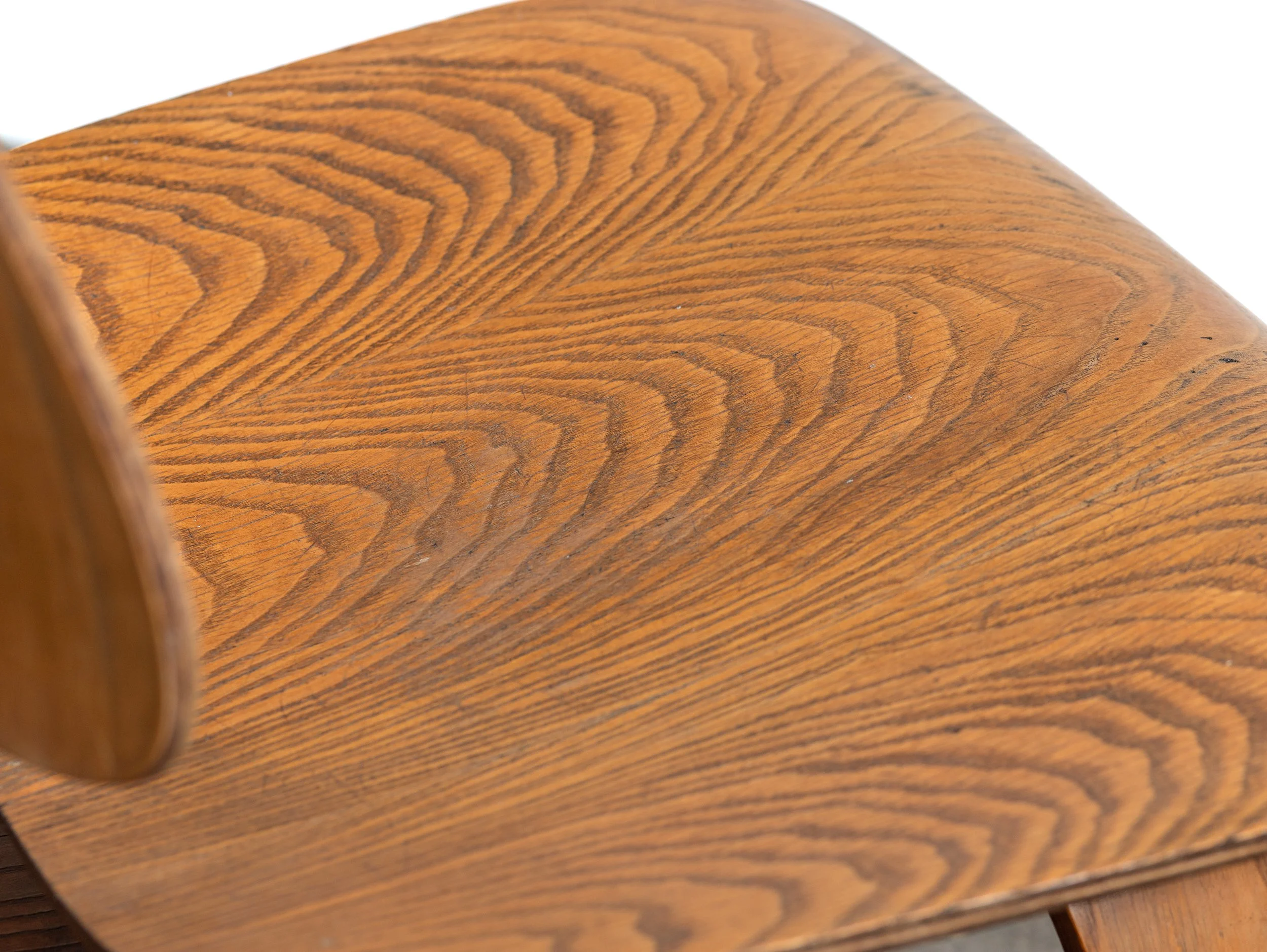OAM_Eames_DCW_in_ASH - two available-9.jpg