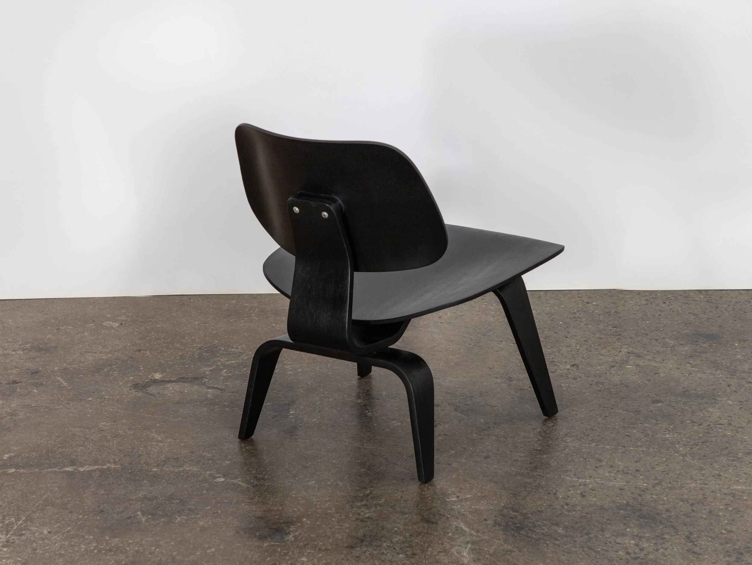 OAM_Eames_Herman_Miller_Ebonized_LCW_1960s-3.jpg