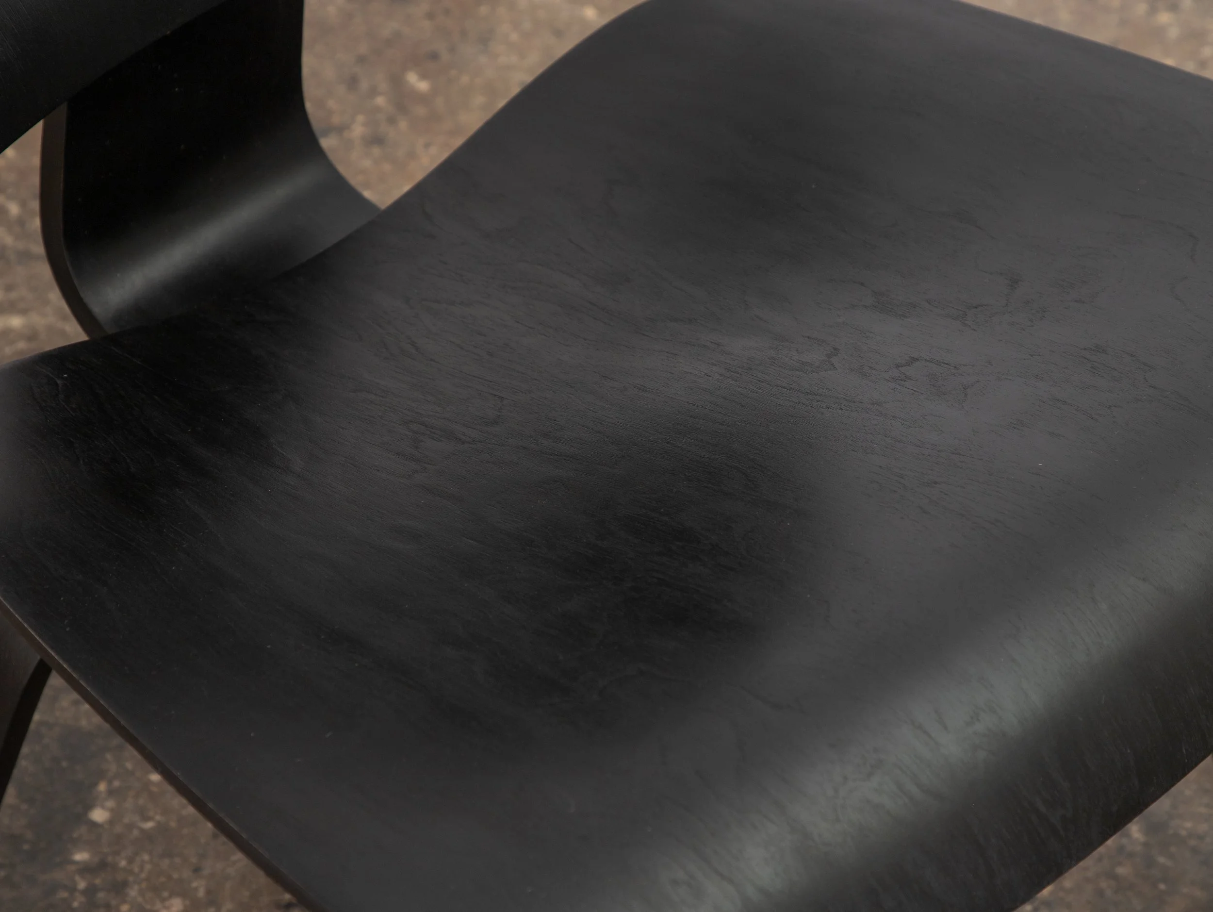 OAM_Eames_Herman_Miller_Ebonized_LCW_1960s-8.jpg