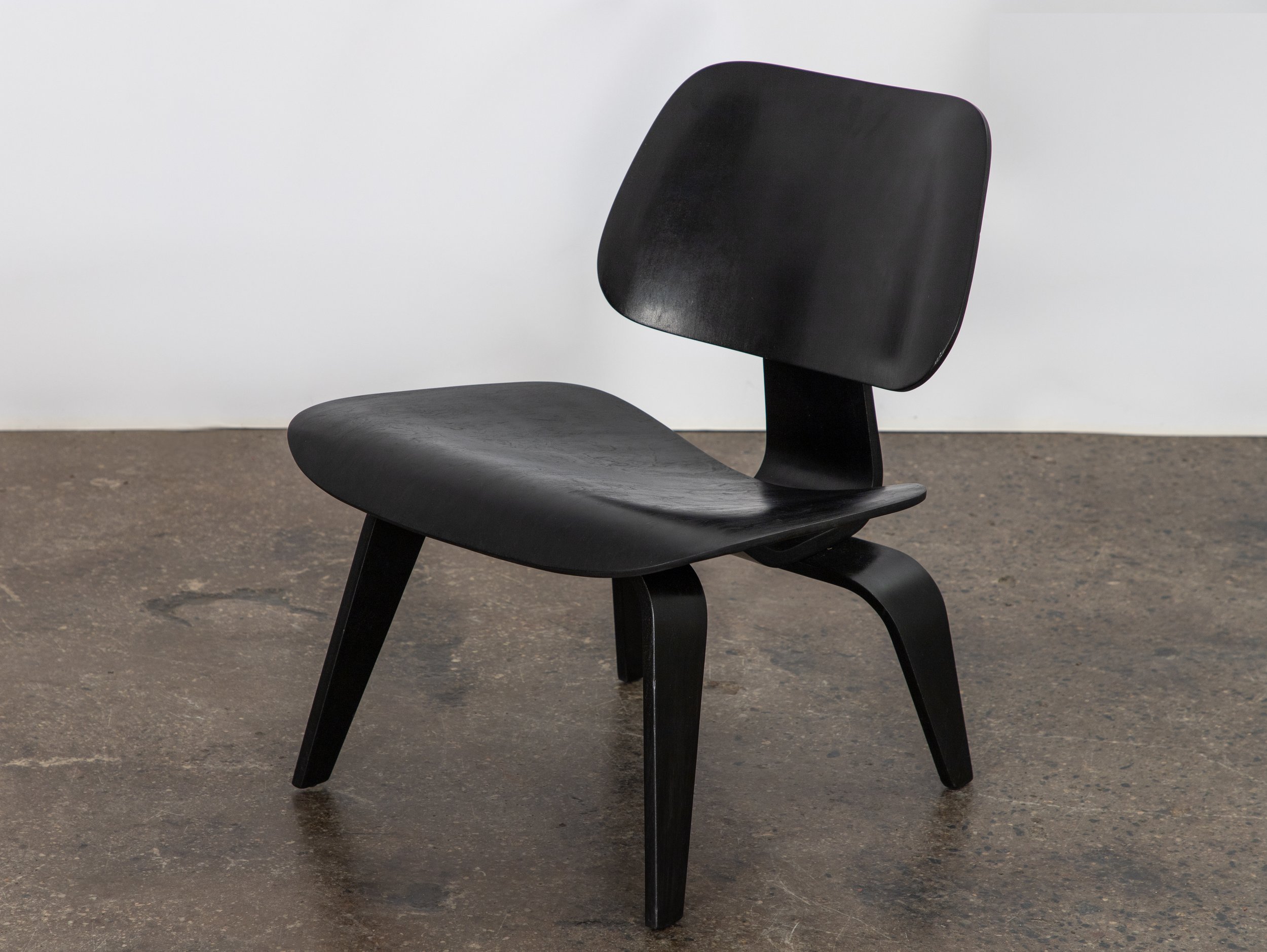 OAM_Eames_Herman_Miller_Ebonized_LCW_1960s-4.jpg