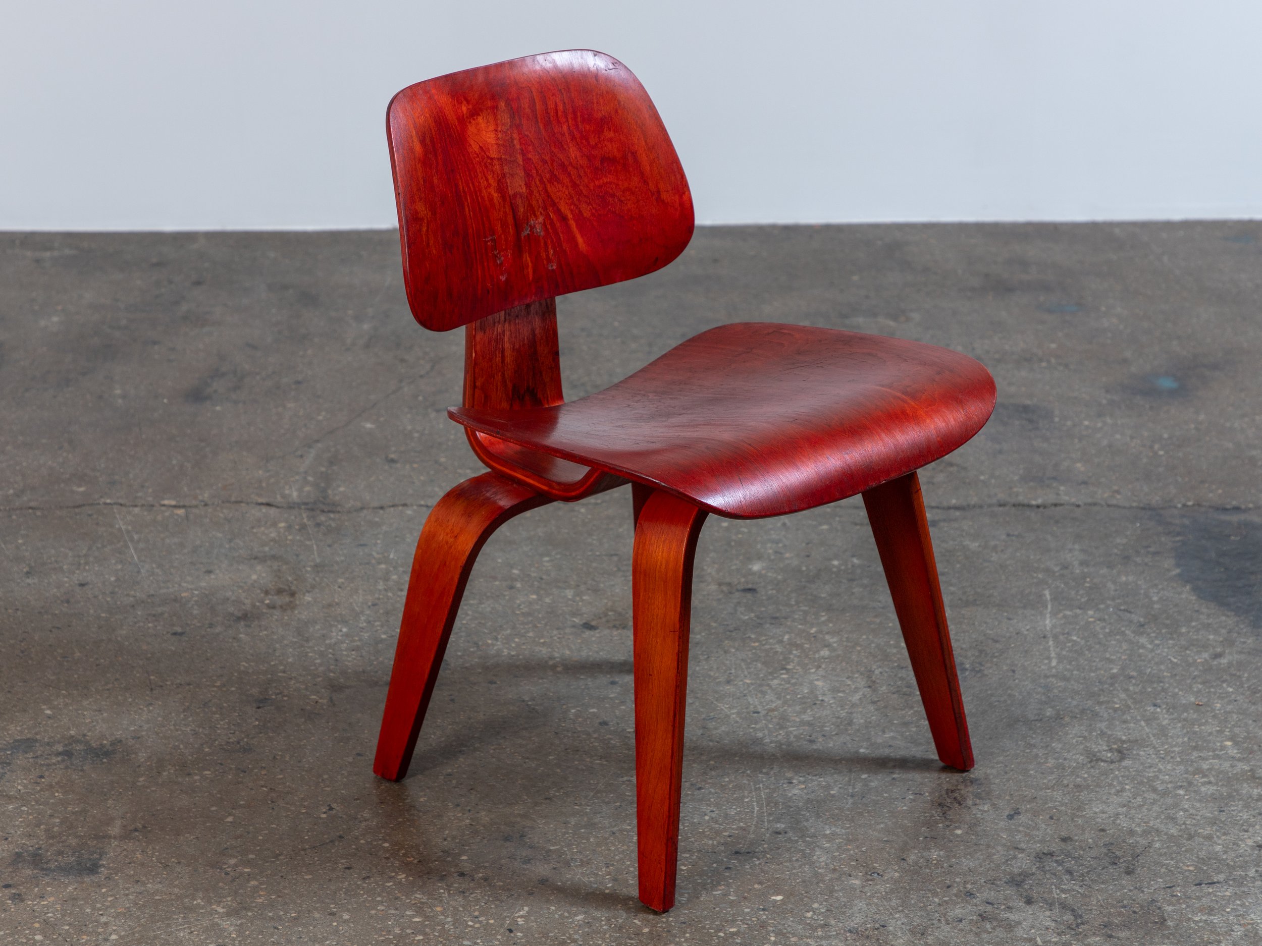 OAM_Eames_Aniline_DCW_Herman_Miller -8.jpg