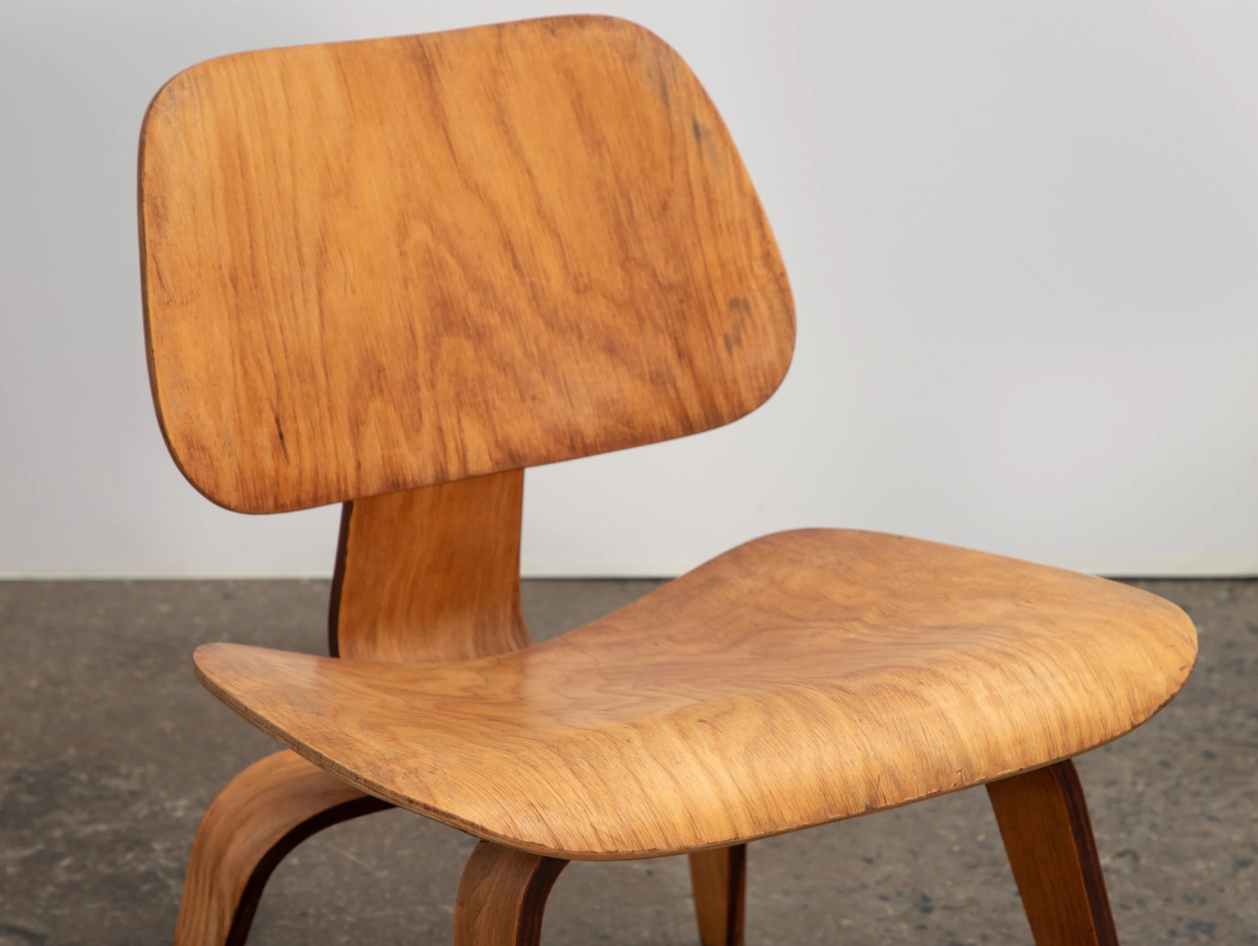 OAM_LCW_Eames_Herman_Miller_Ash-2.jpg