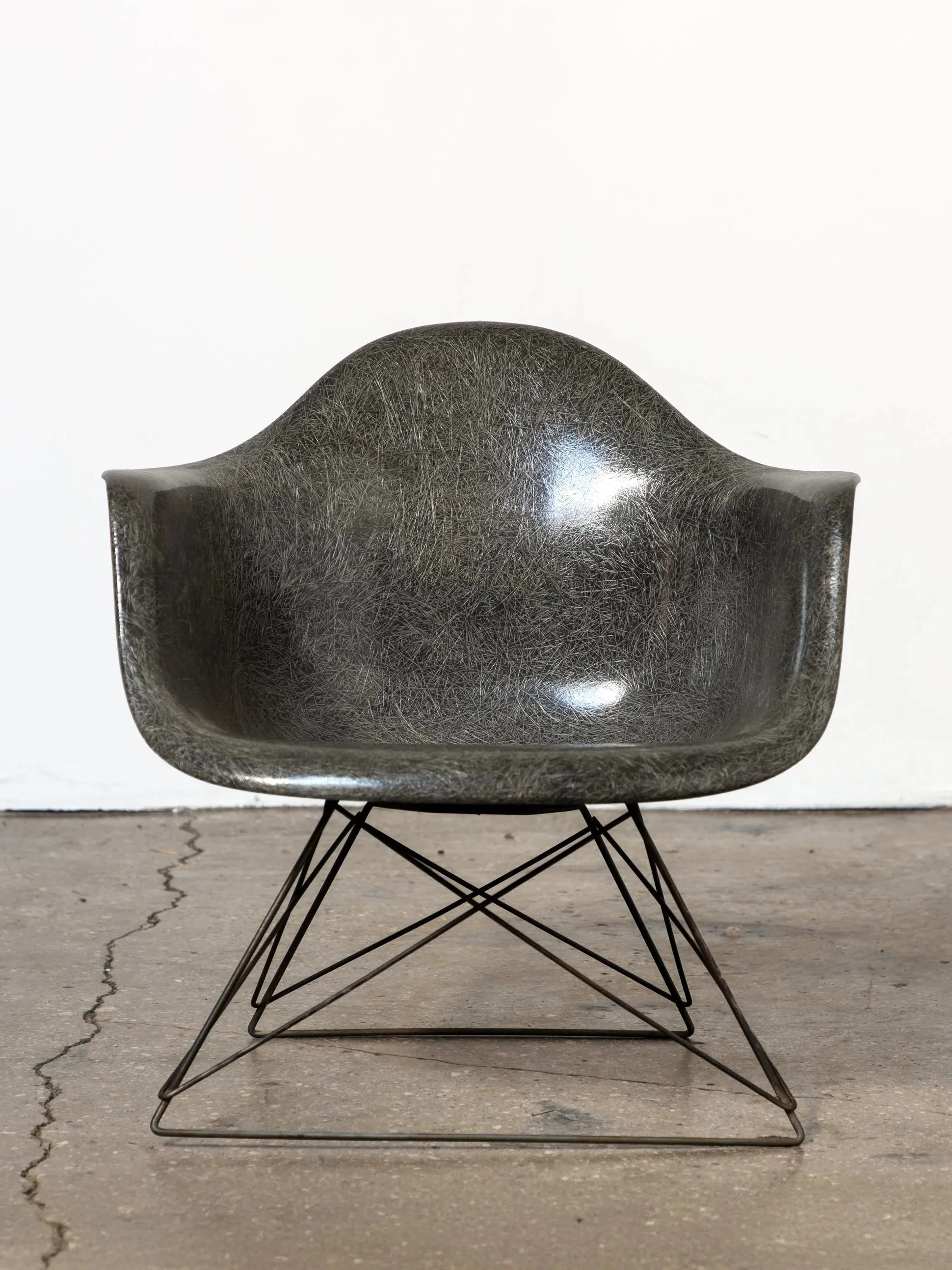 LAR Chair